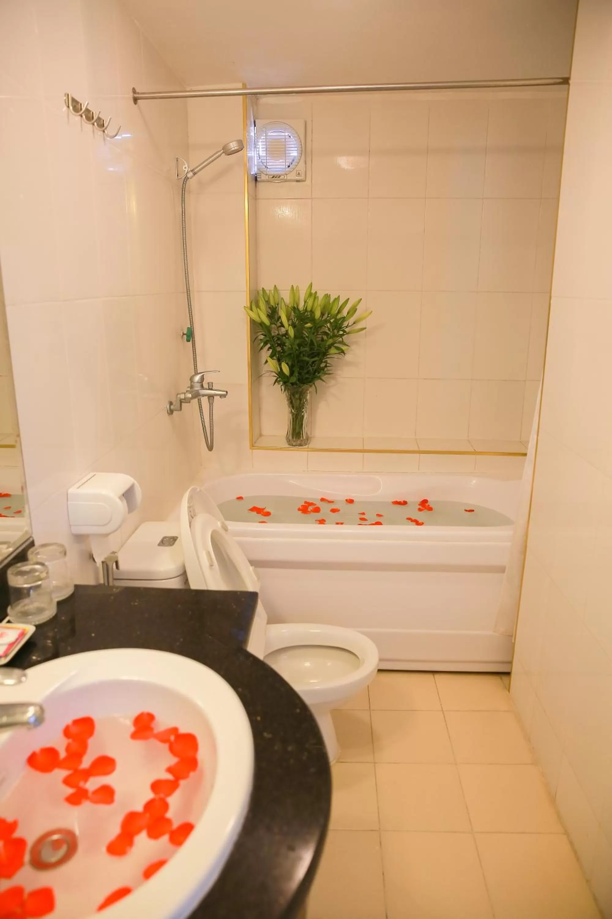 Bathroom in Royal Hotel