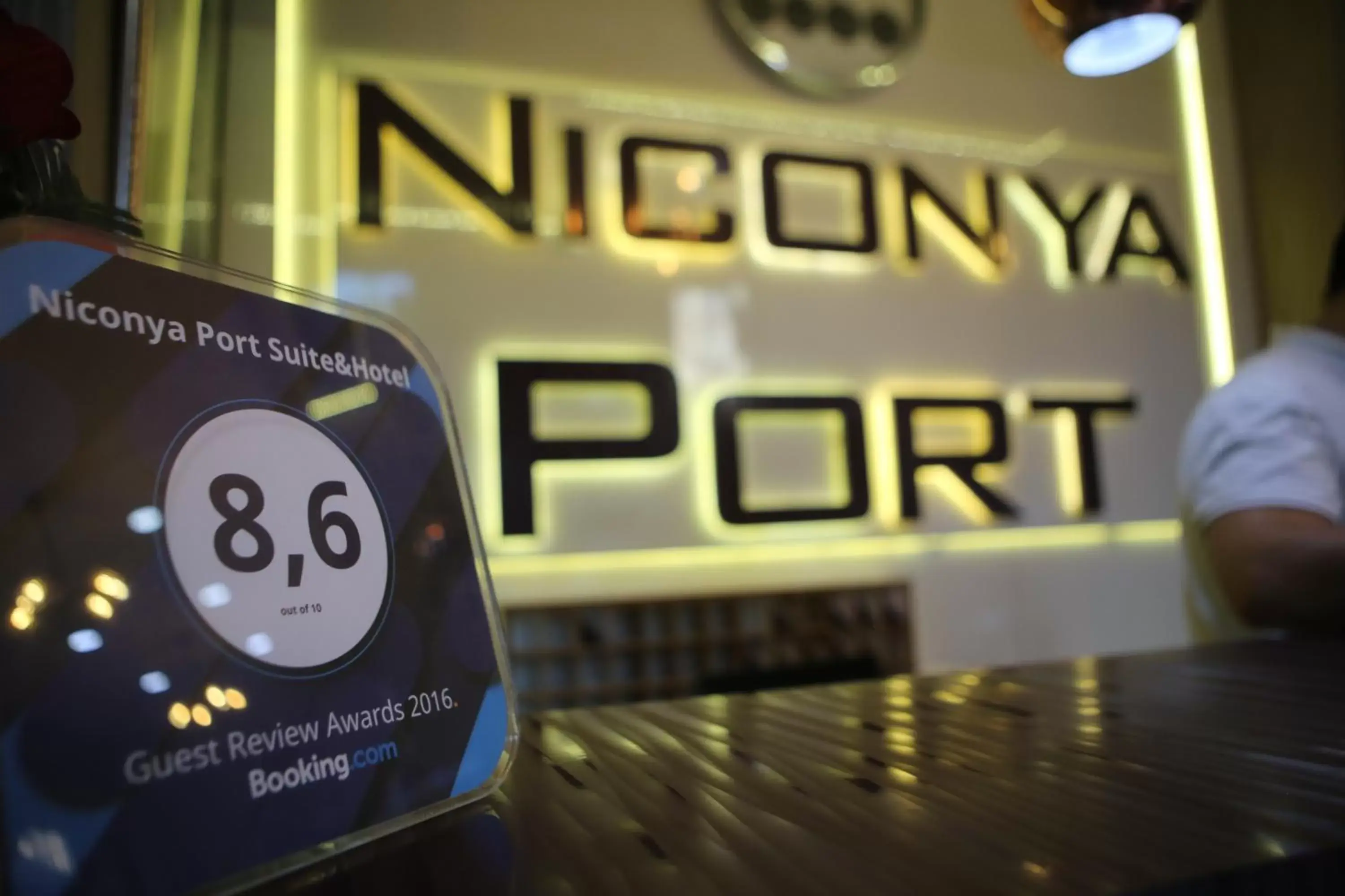 Logo/Certificate/Sign in Niconya Port Suite&Hotel