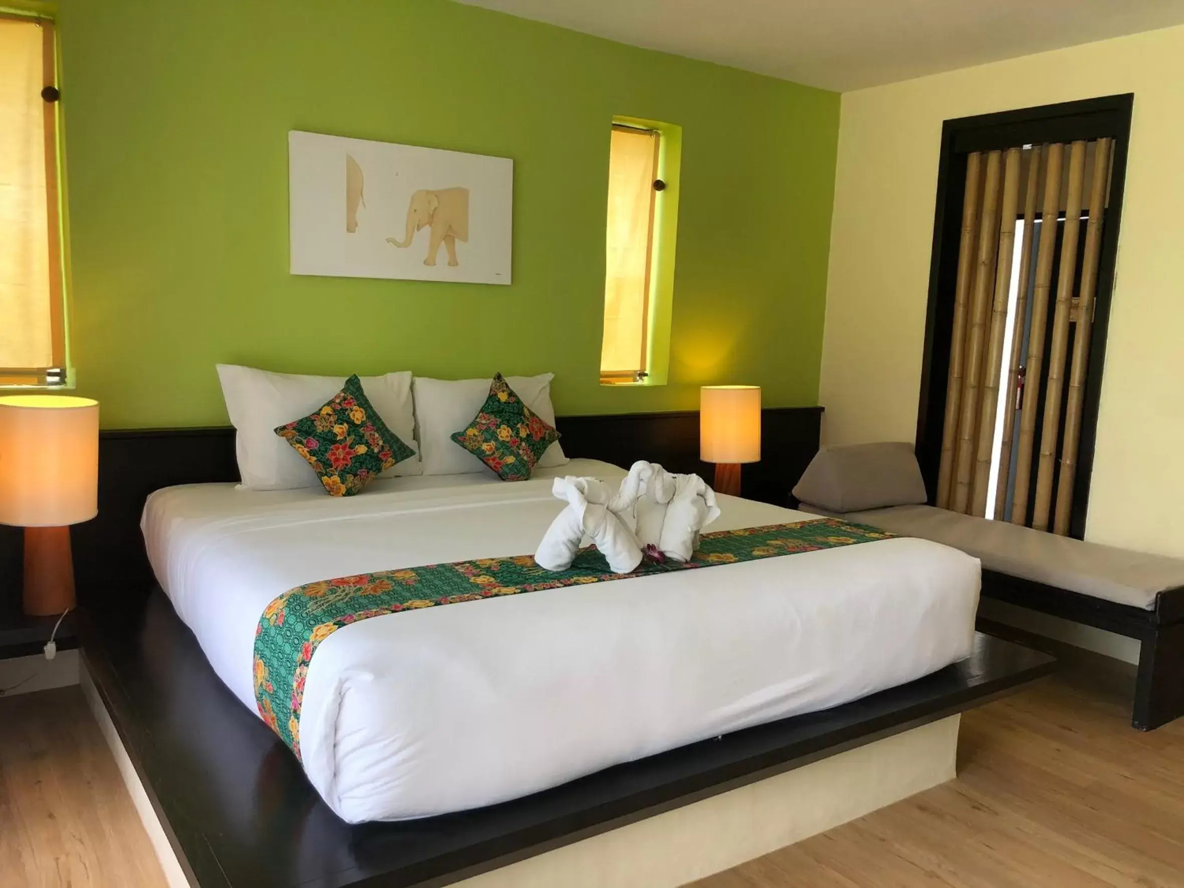 Bed in Palm Galleria Resort Bed in Palm Galleria Resort