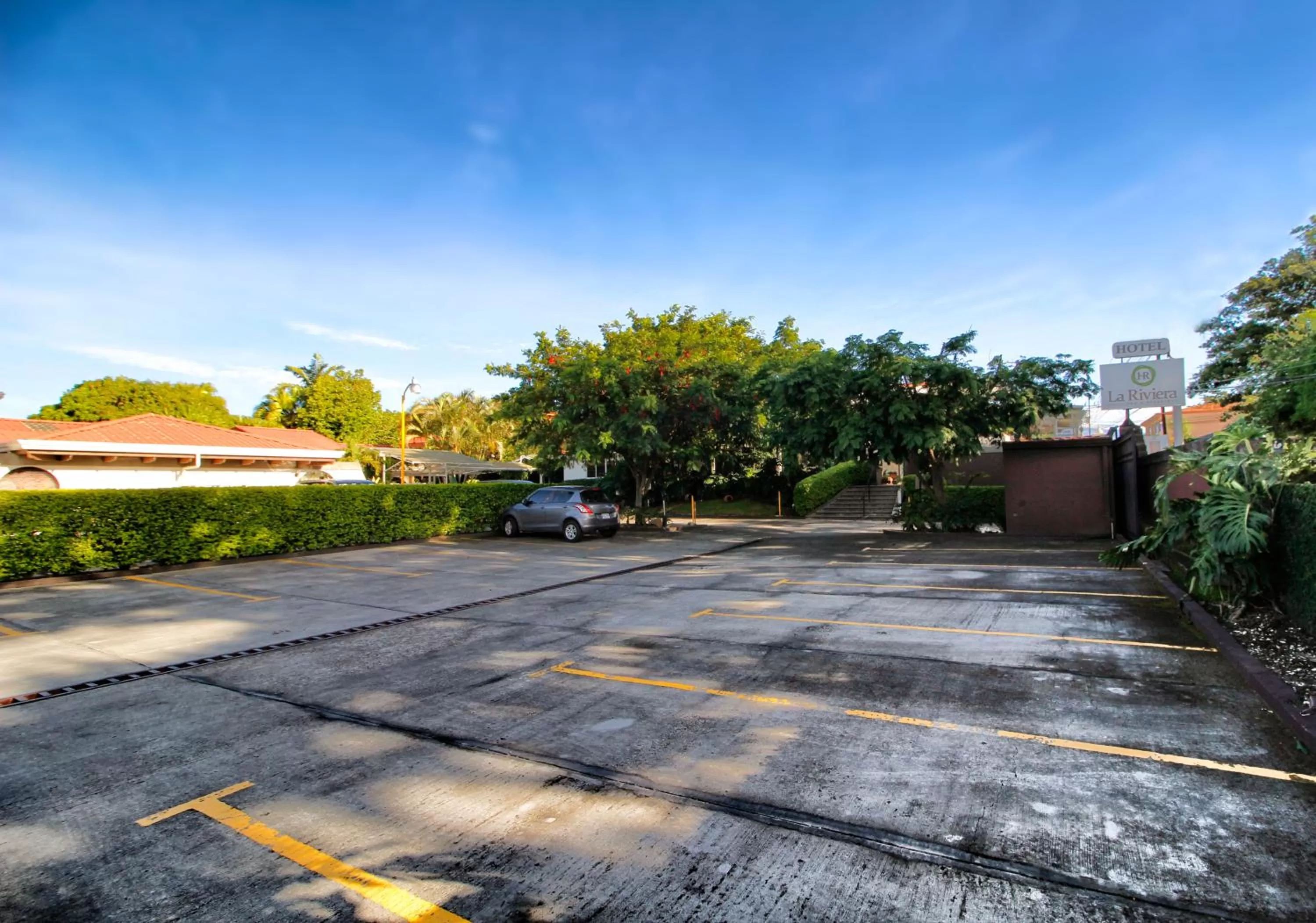 Floor plan in La Riviera Hotel