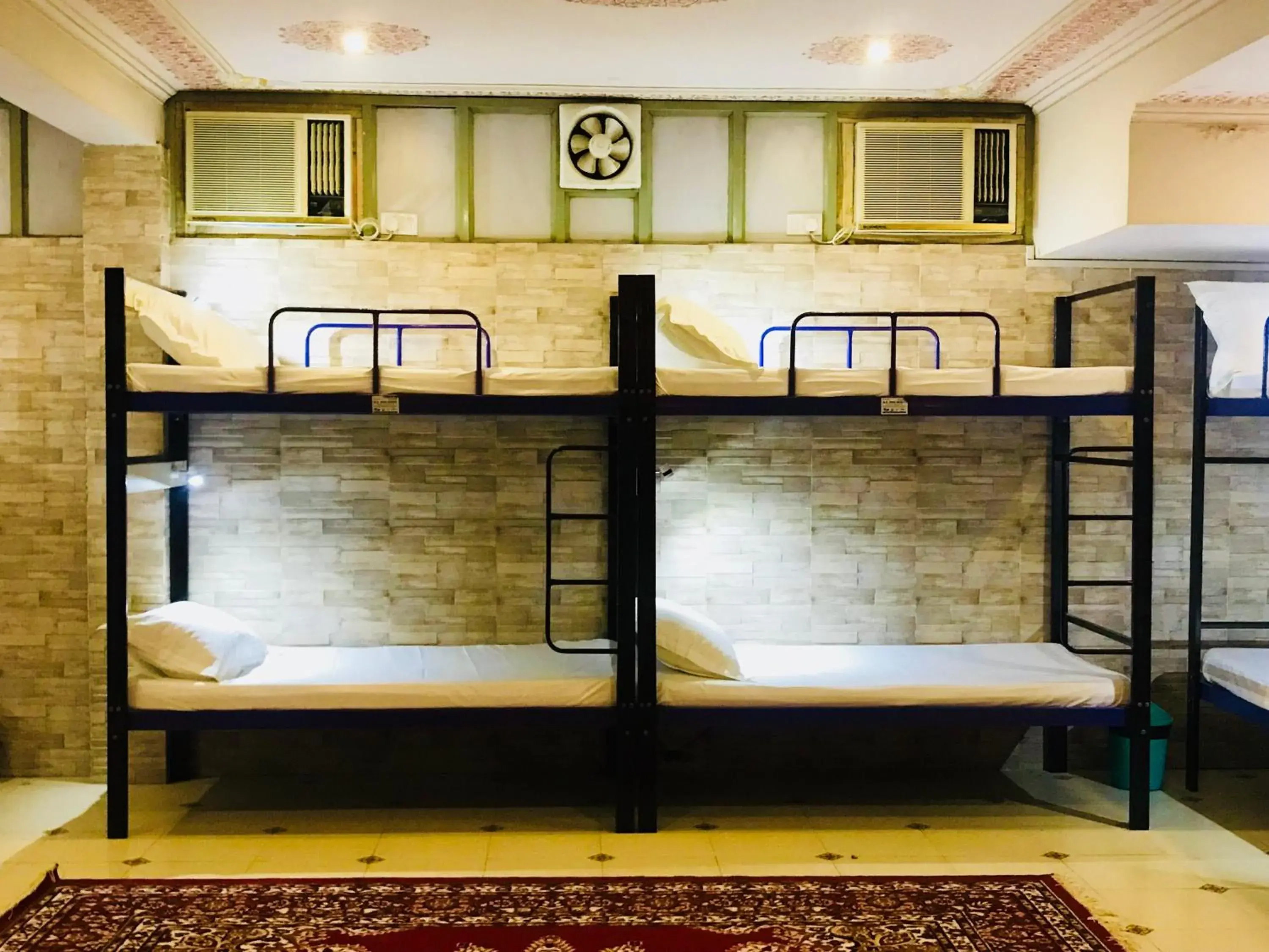 Bunk Bed in Hotel Classic Inn Jaipur
