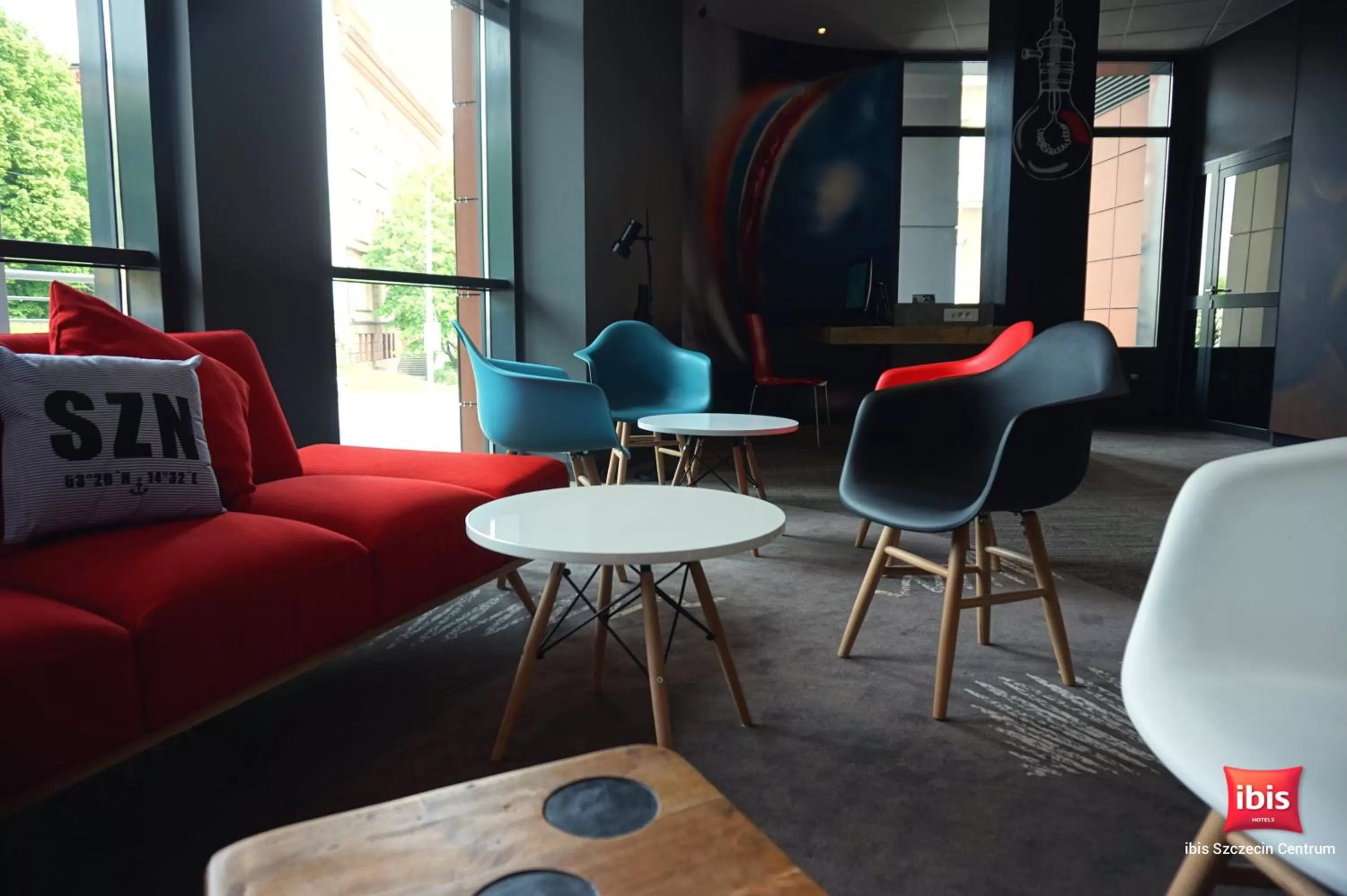 Lobby or reception in Ibis Szczecin Centrum