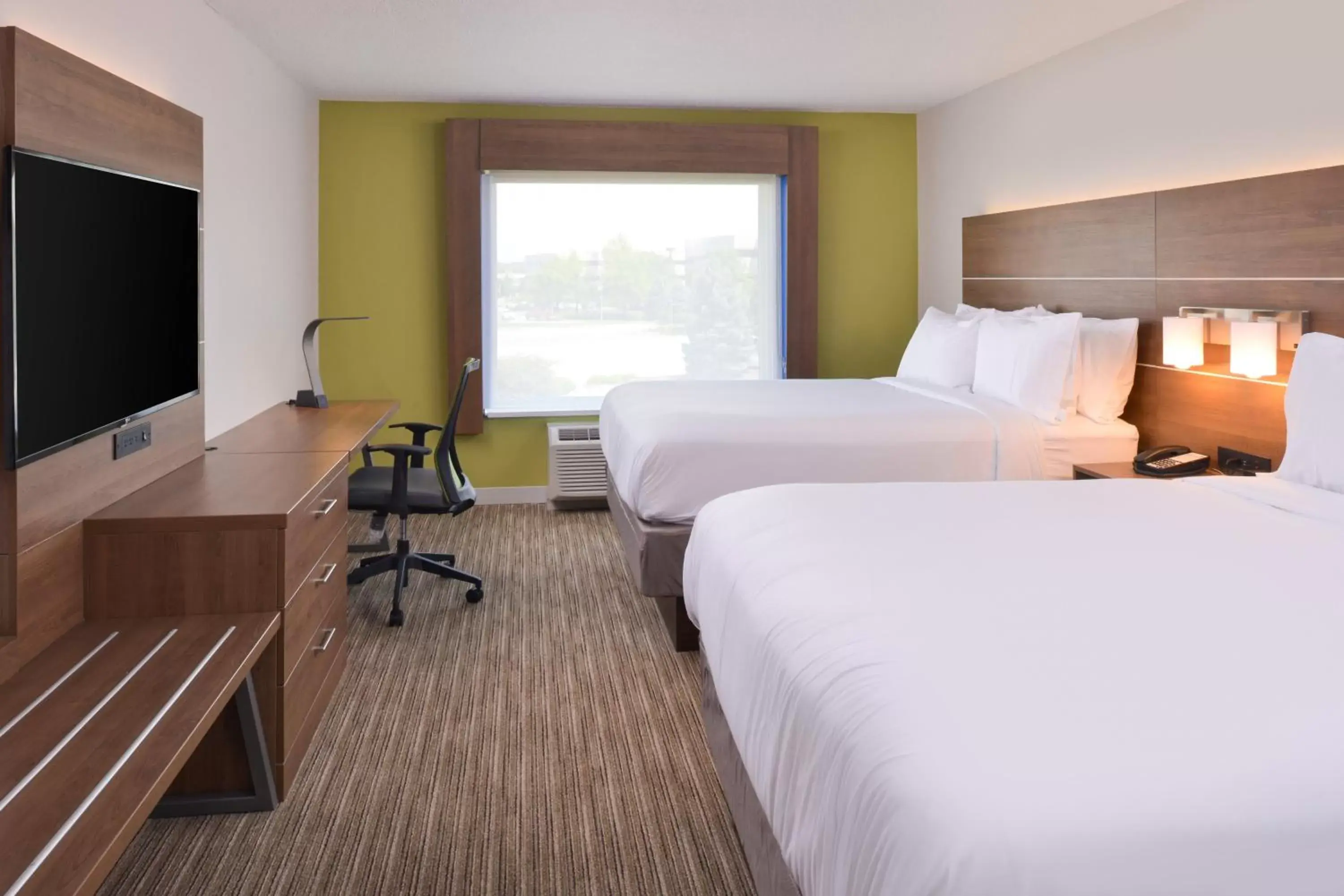 Photo of the whole room in Holiday Inn Express & Suites - Omaha - 120th and Maple, an IHG Hotel
