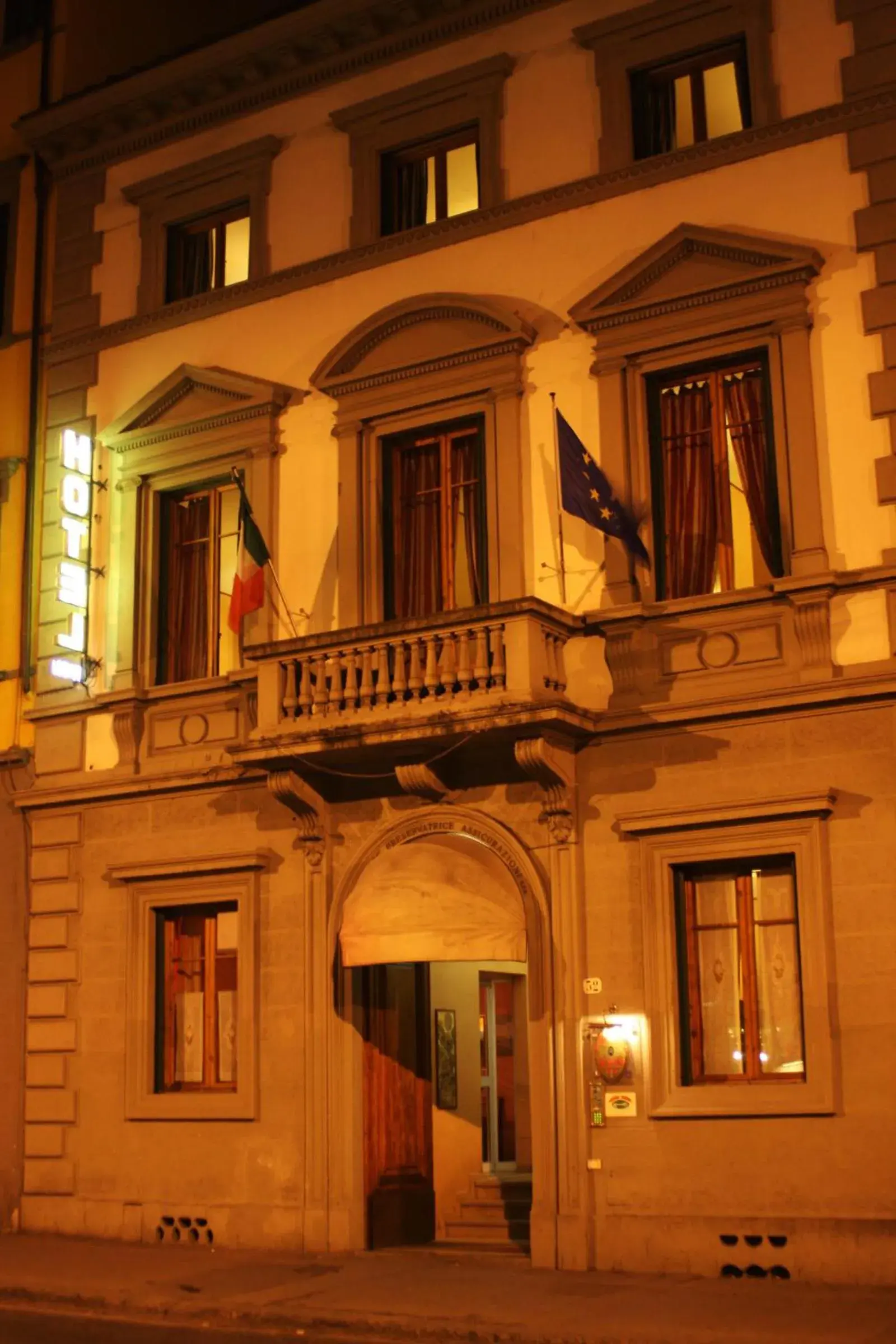 Facade/entrance, Property Building in Hotel Bella Firenze