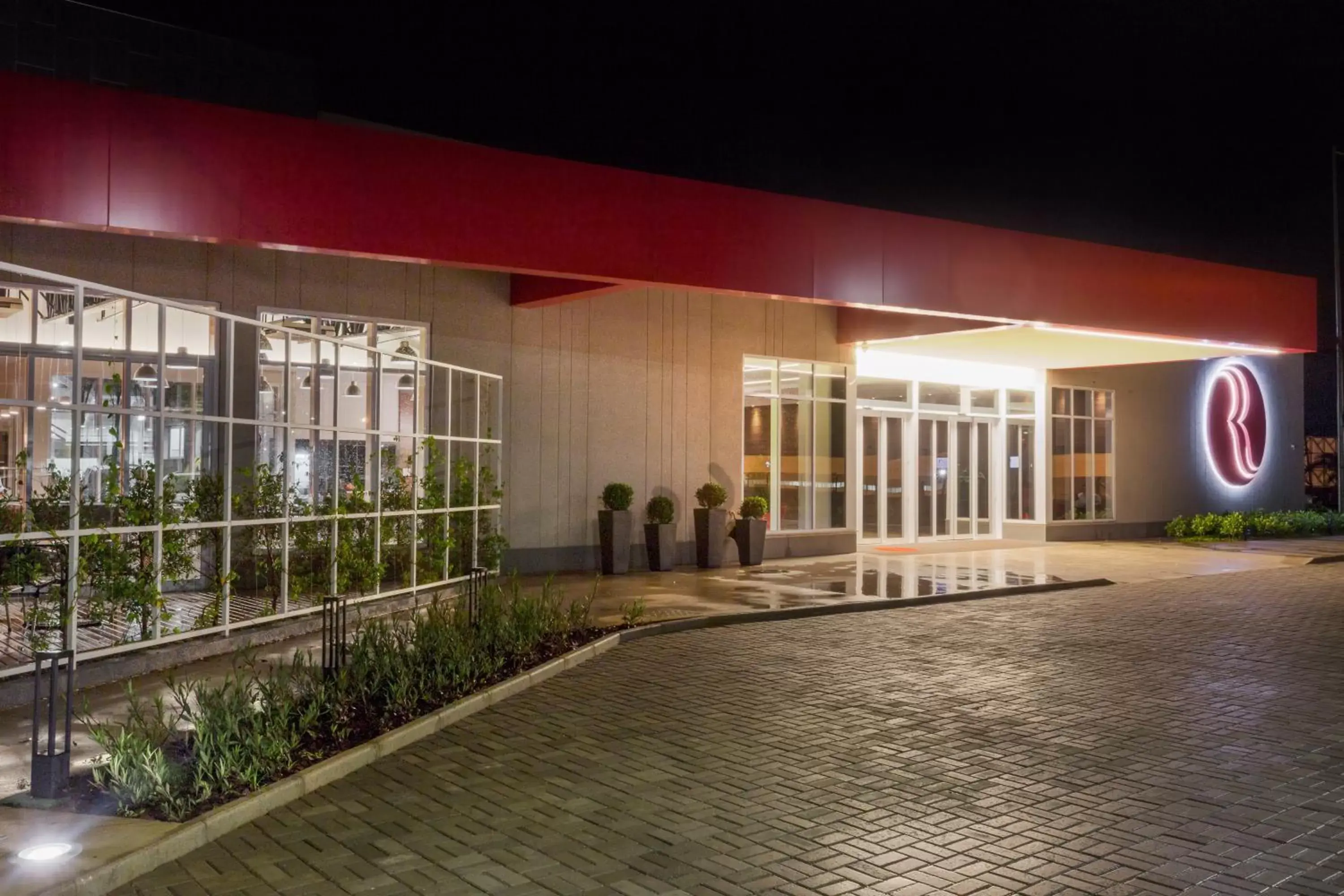 Facade/entrance in Ramada by Wyndham Campinas Viracopos