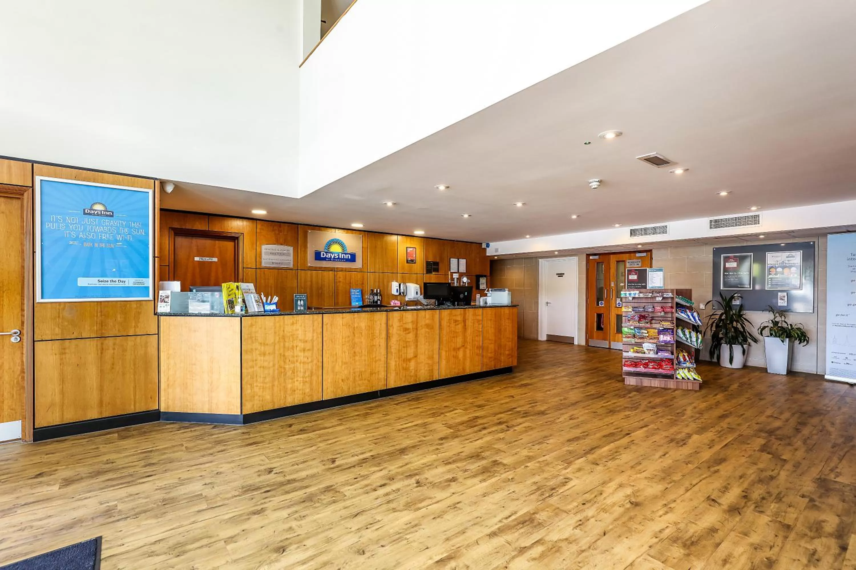 Lobby or reception in Days Inn Peterborough