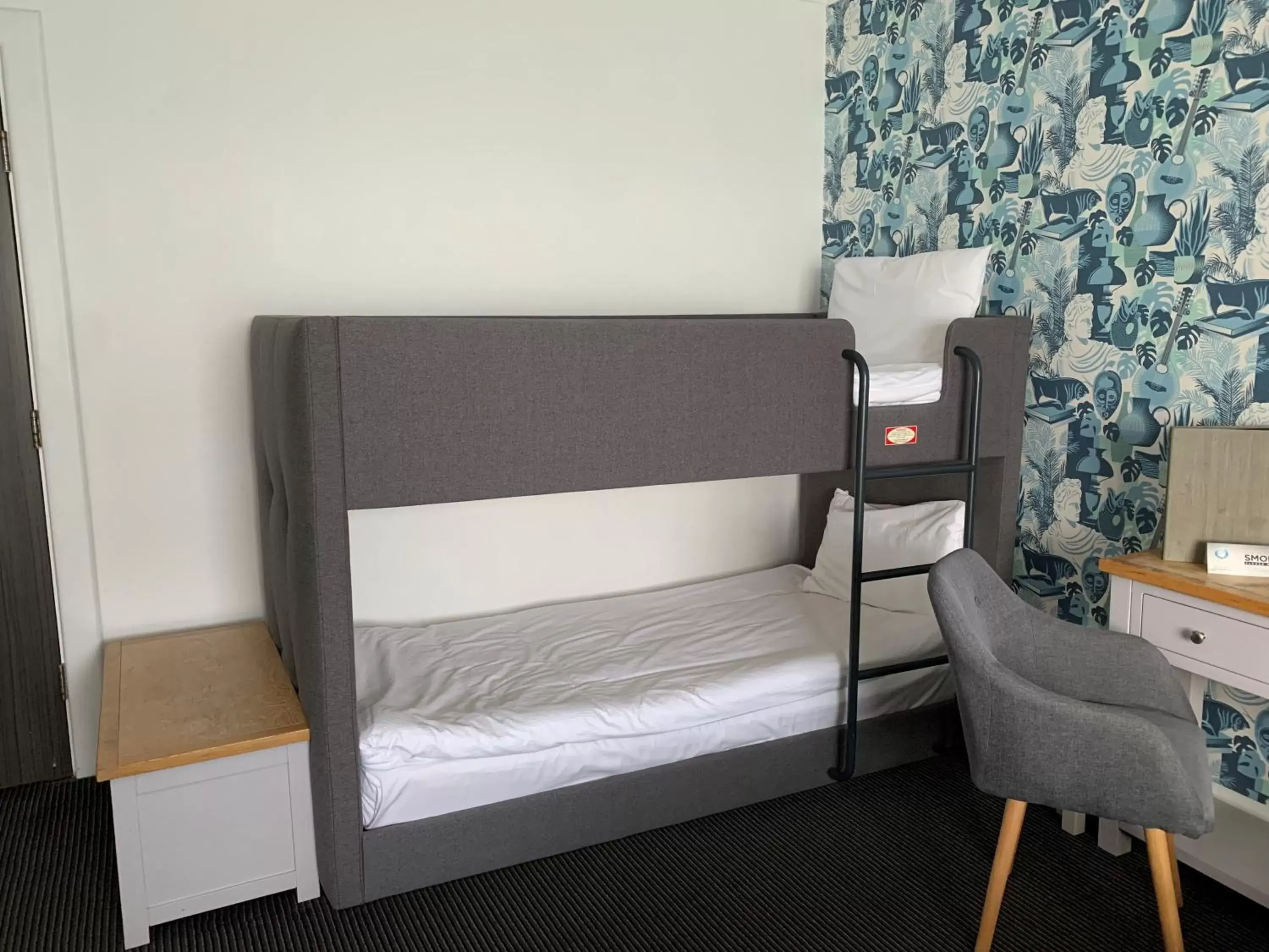 Bunk Bed in Cumberland Hotel - OCEANA COLLECTION