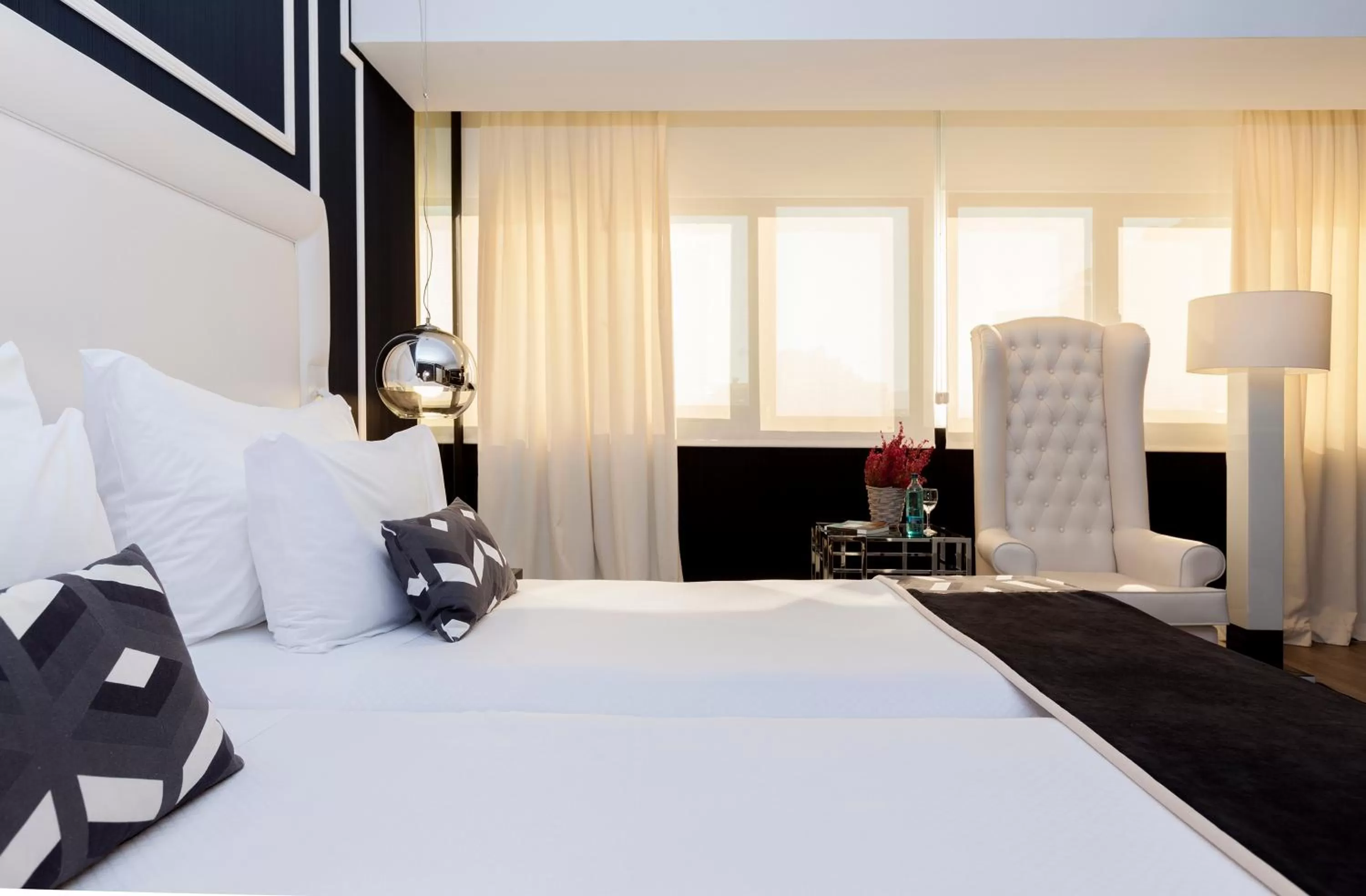 Photo of the whole room, Bed in Hotel Tres Reyes Pamplona