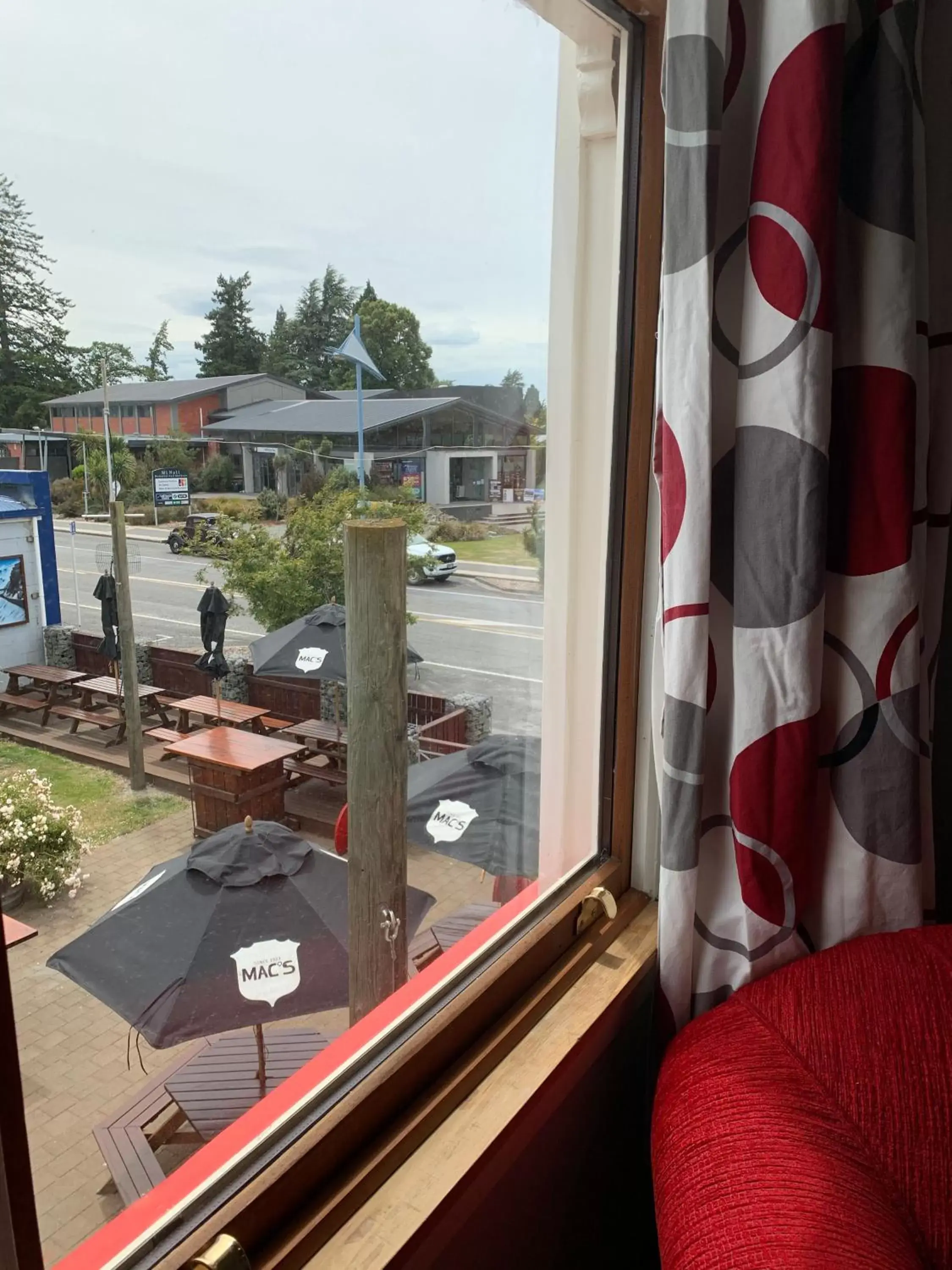 Garden view in The Brown Pub Garden view in The Brown Pub