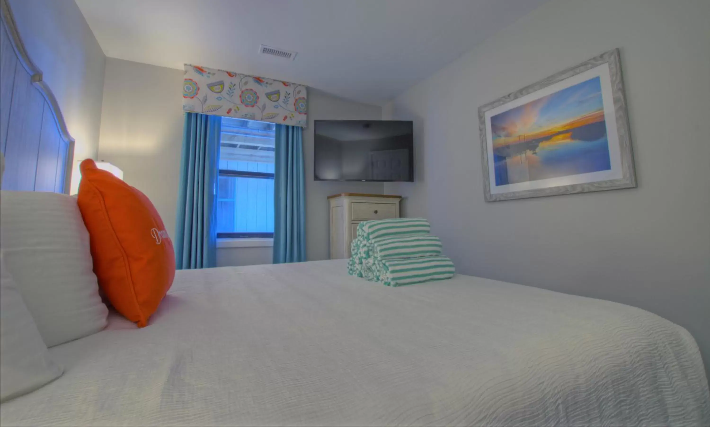 Bedroom, Bed in Atlantic Beach Resort, a Ramada by Wyndham