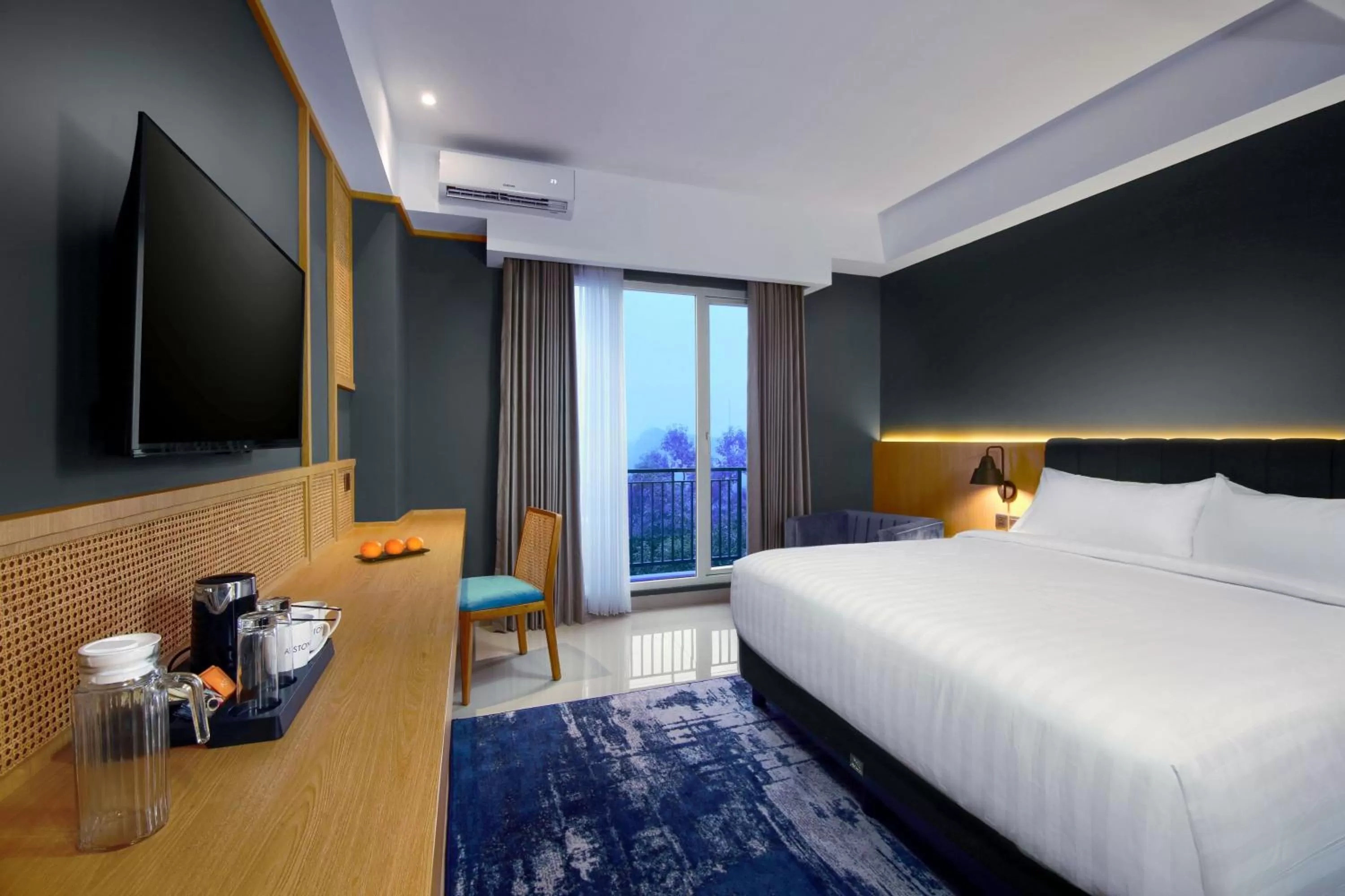 Bedroom, Bed in Aston Mojokerto Hotel & Conference Center