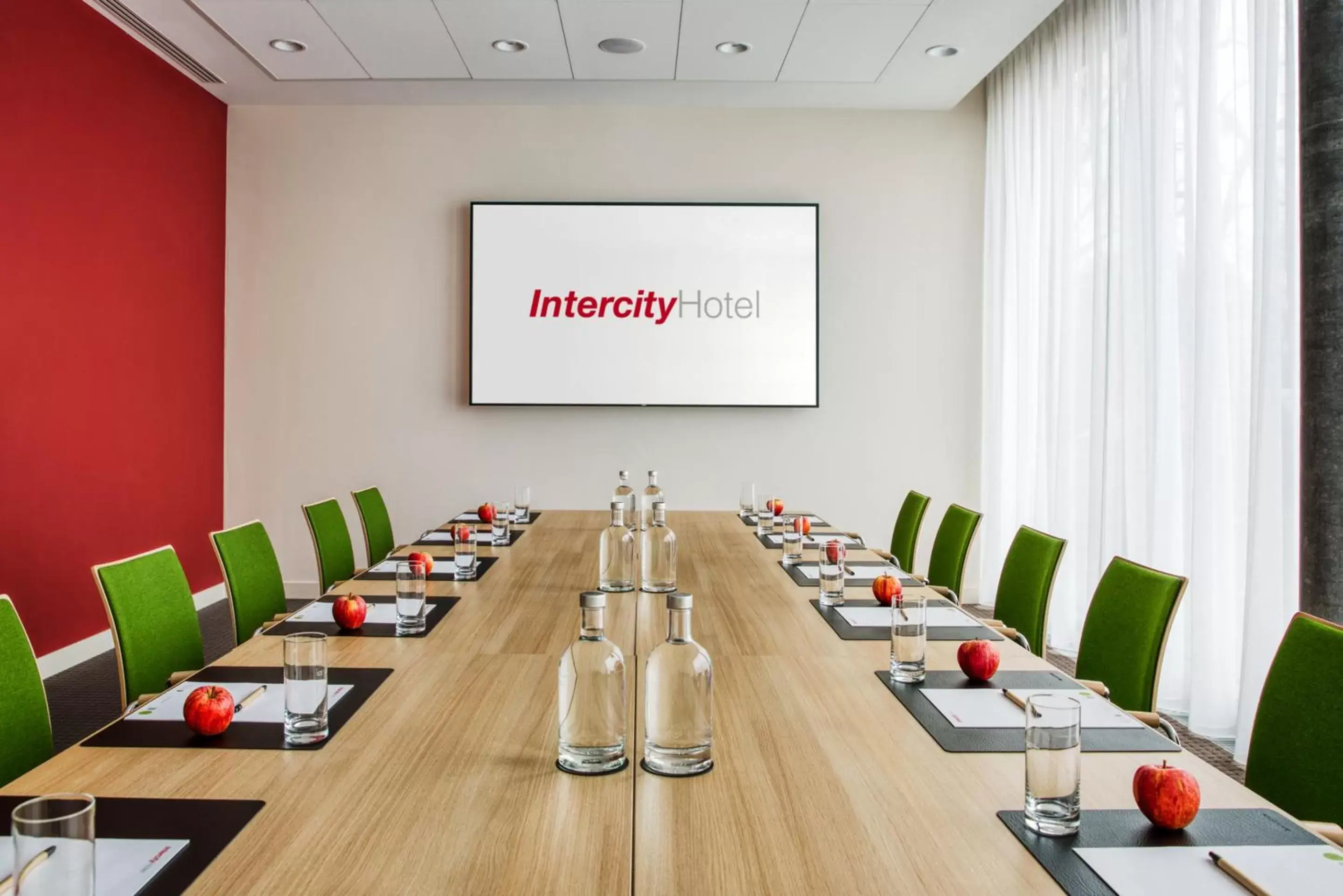 Meeting/conference room in IntercityHotel Zürich Airport