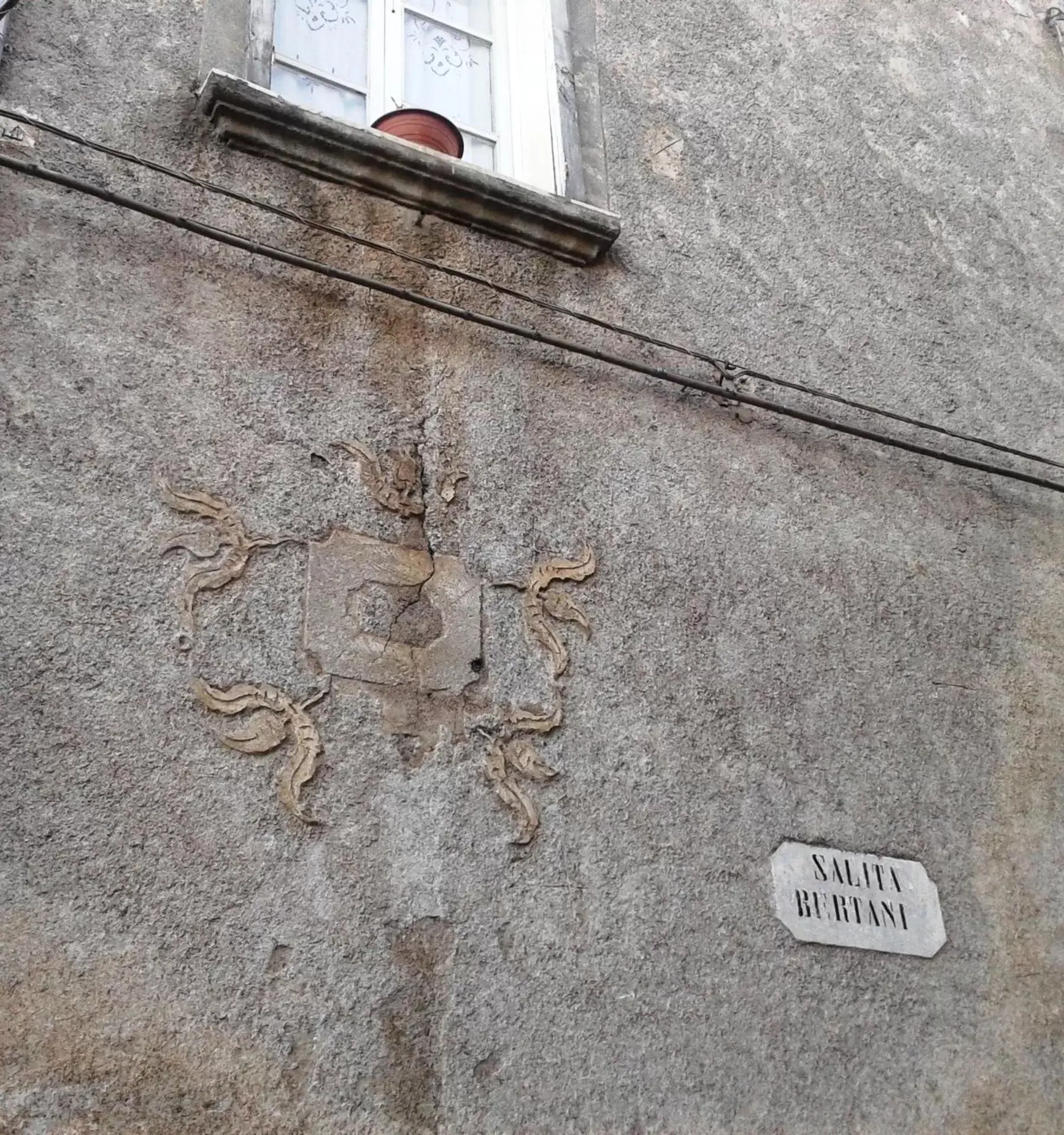 Property building, Facade/Entrance in Casamuseo del Risorgimento