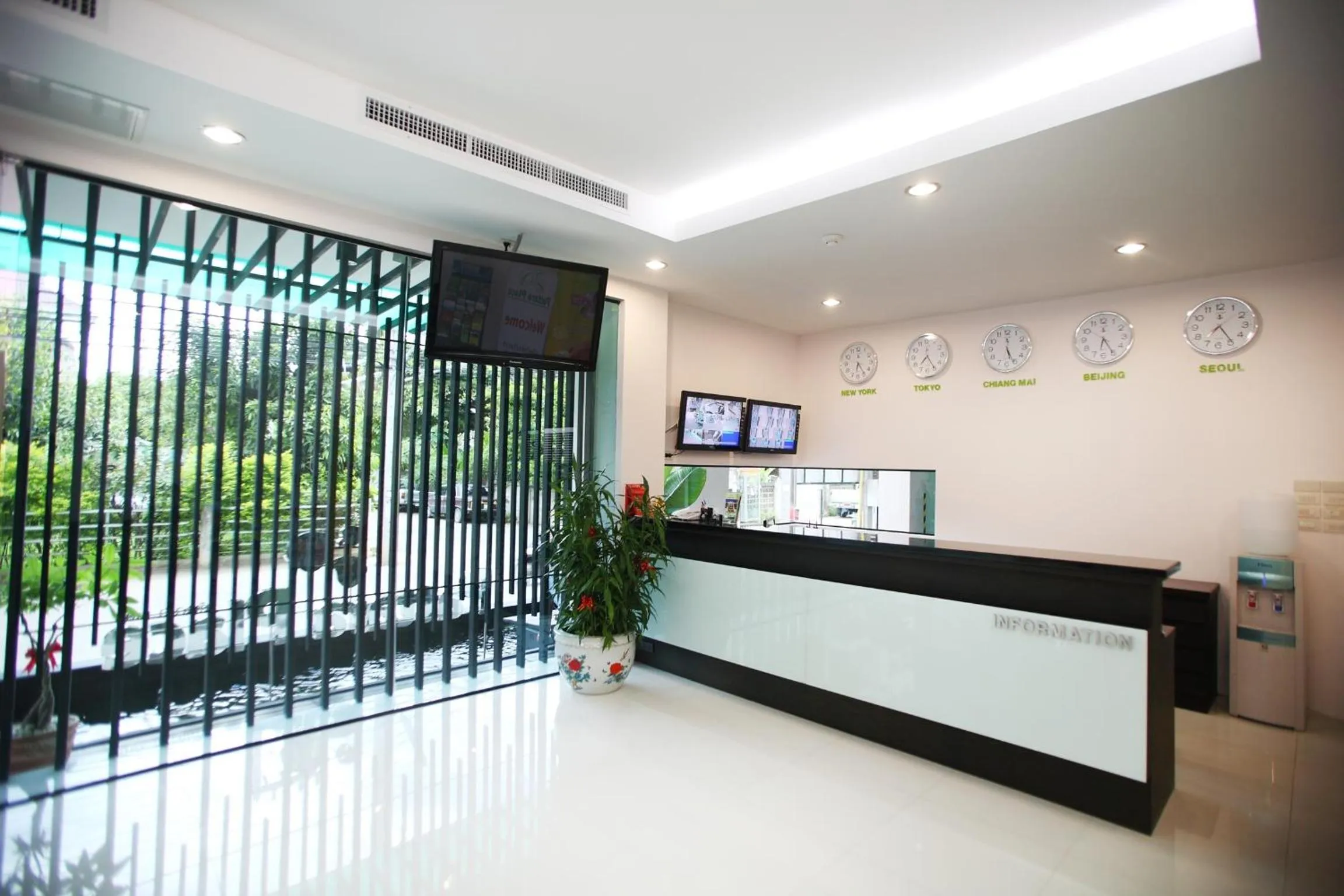 Lobby or reception in Pattara Place