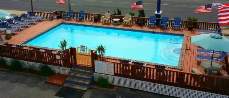 Pool View in Sea Horse Motel