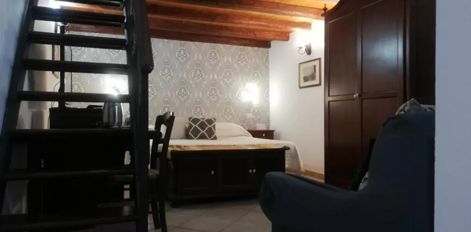 Family Room with Patio - Split Level in Hotel Sangiuliano 132 centro storico Catania Family Room with Patio - Split Level in Hotel Sangiuliano 132 centro storico Catania