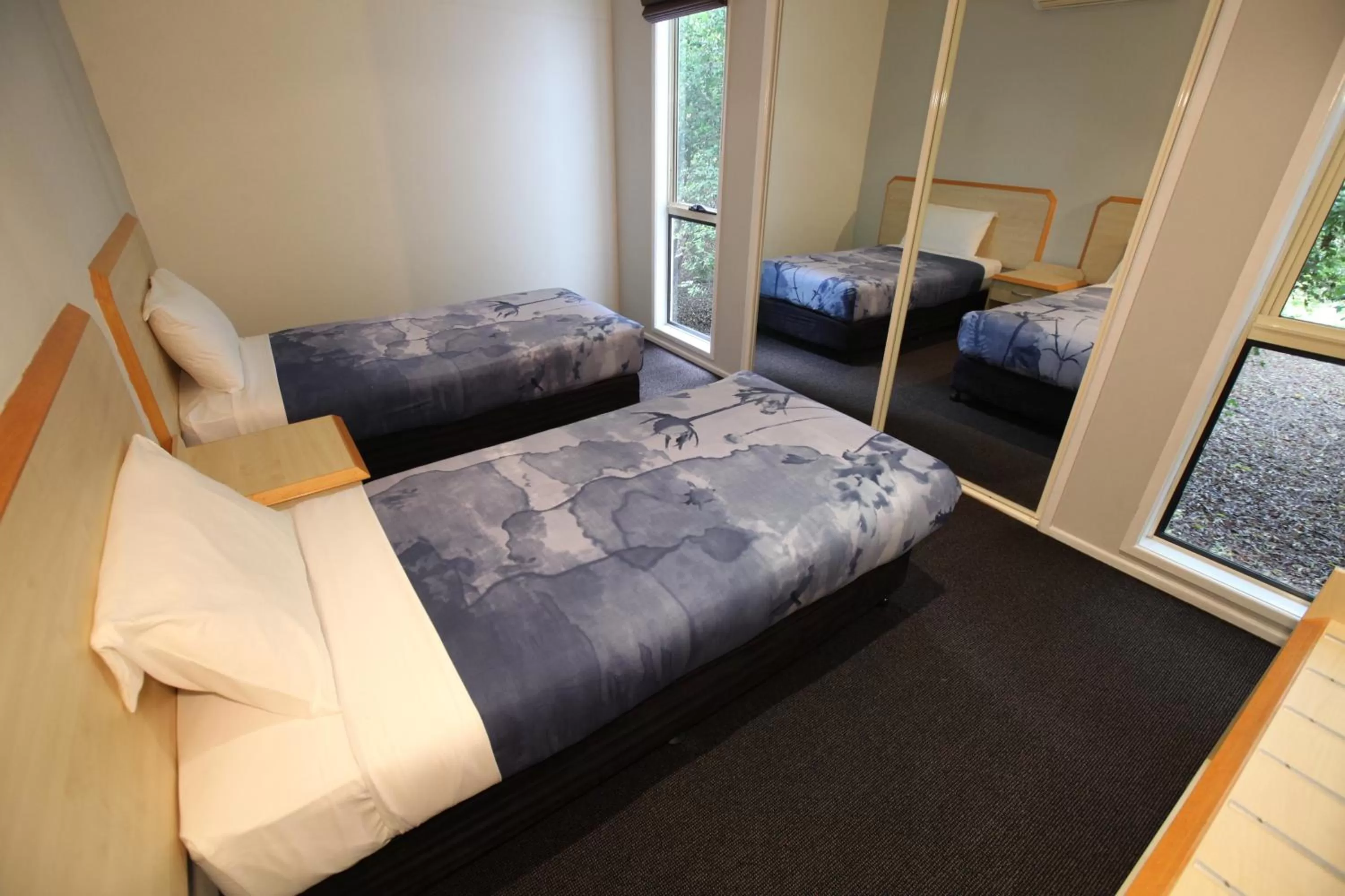 Bedroom, Bed in Red Bridge Motor Inn