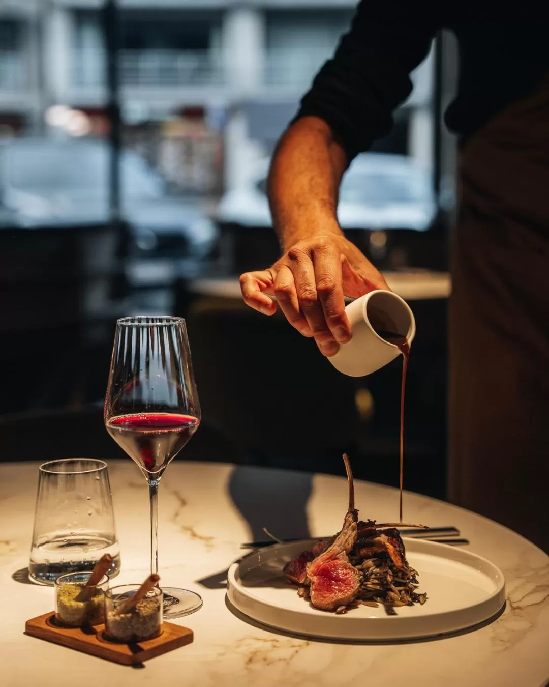 Restaurant/places to eat in The CORNR Hotel