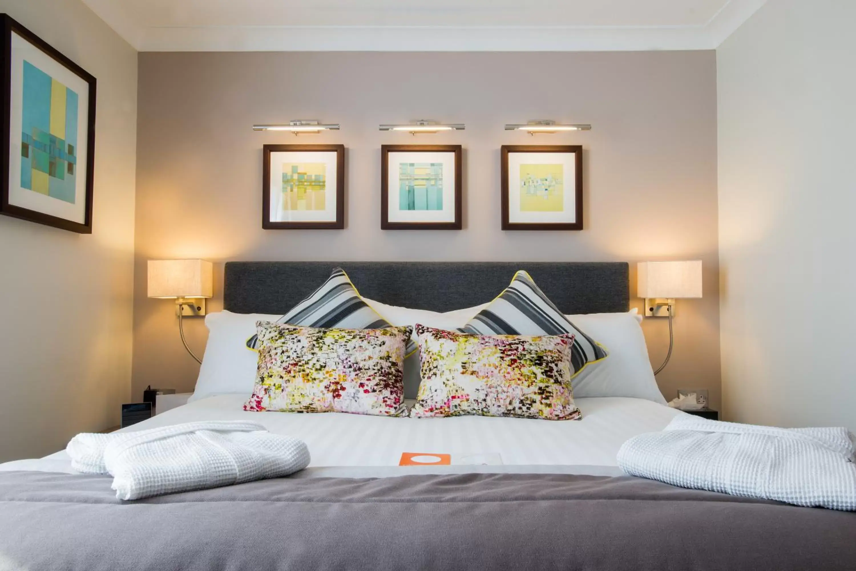 Bedroom, Bed in voco Oxford Spires by IHG Bedroom, Bed in voco Oxford Spires by IHG