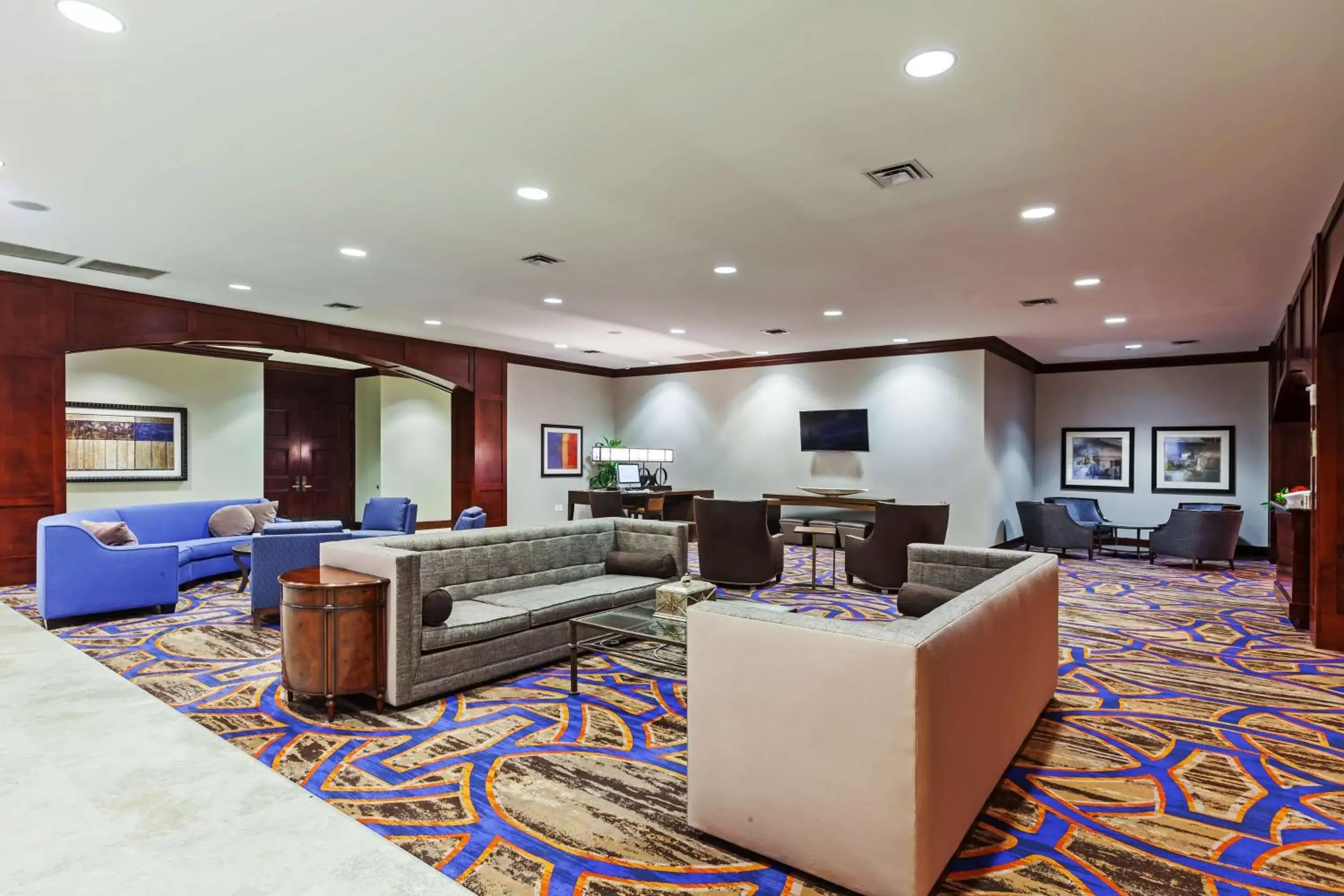 Lobby or reception in Hilton Waco