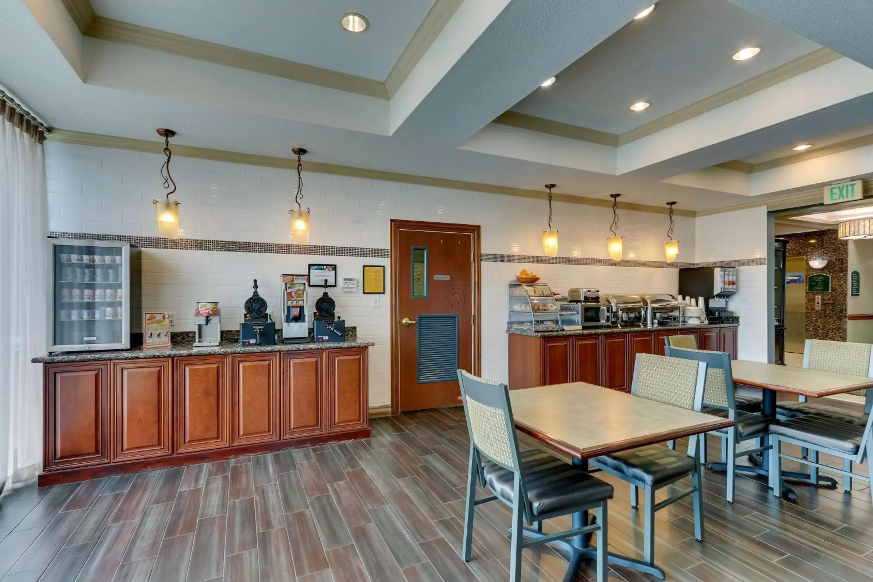 Breakfast, Restaurant/Places to Eat in Best Western Plus Woodway Waco South Inn & Suites