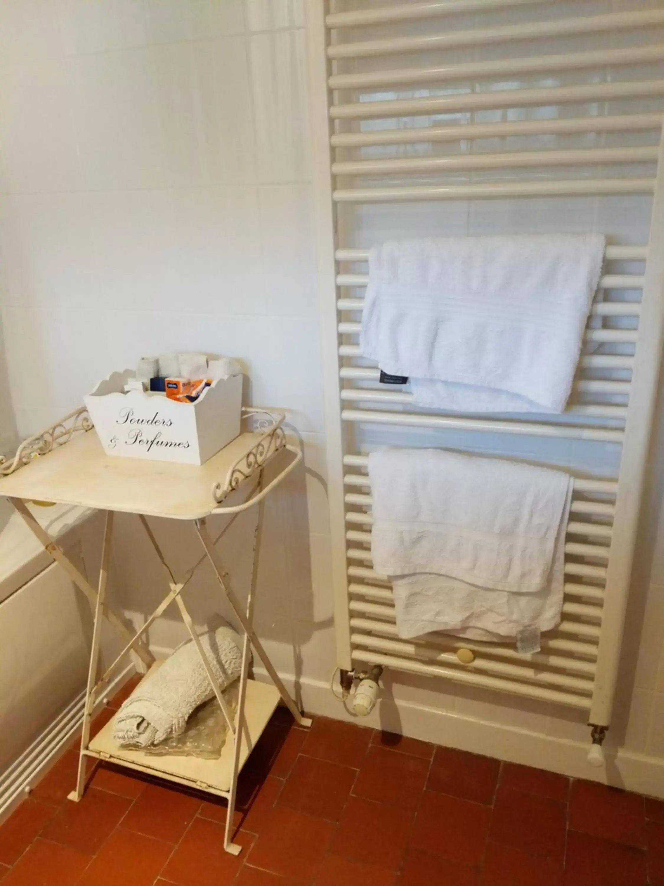 Bathroom in Hazler Lodge