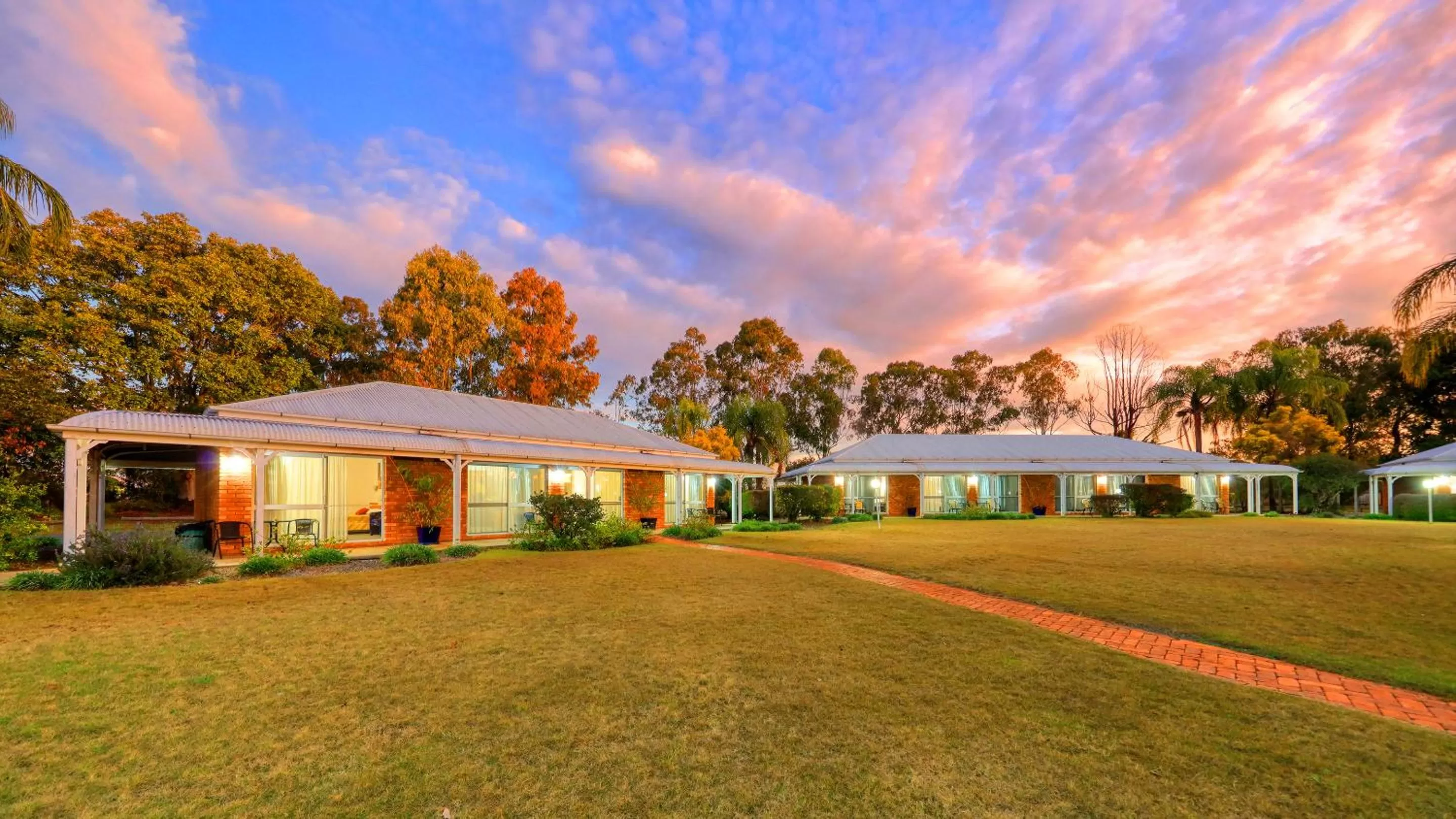 Property building in Chinchilla Great Western Motor Inn