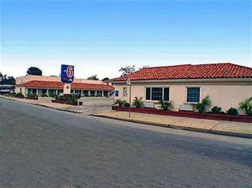 Property Building in Motel 6-Marysville, CA