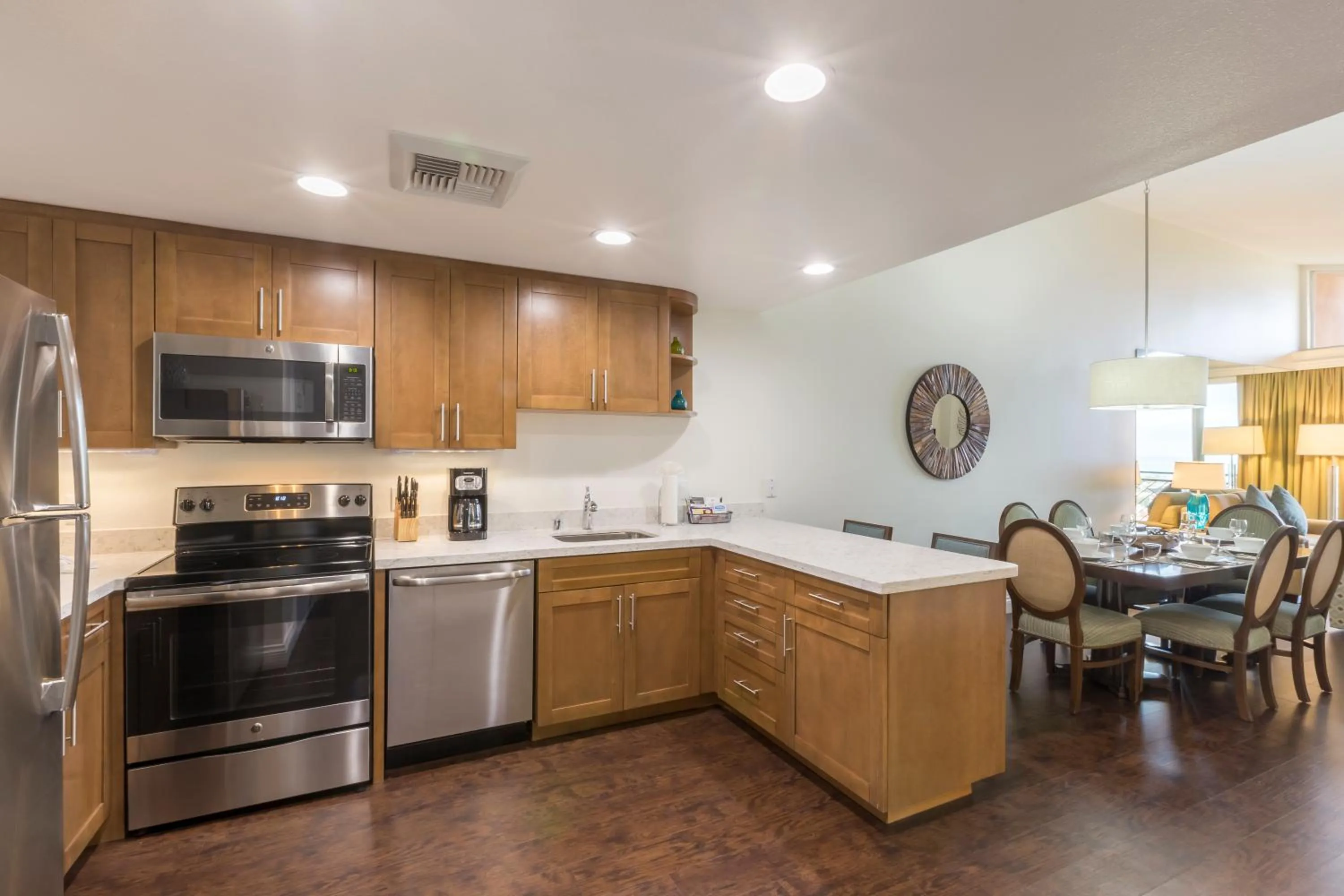 Kitchen or kitchenette in Grand Pacific Palisades Resort