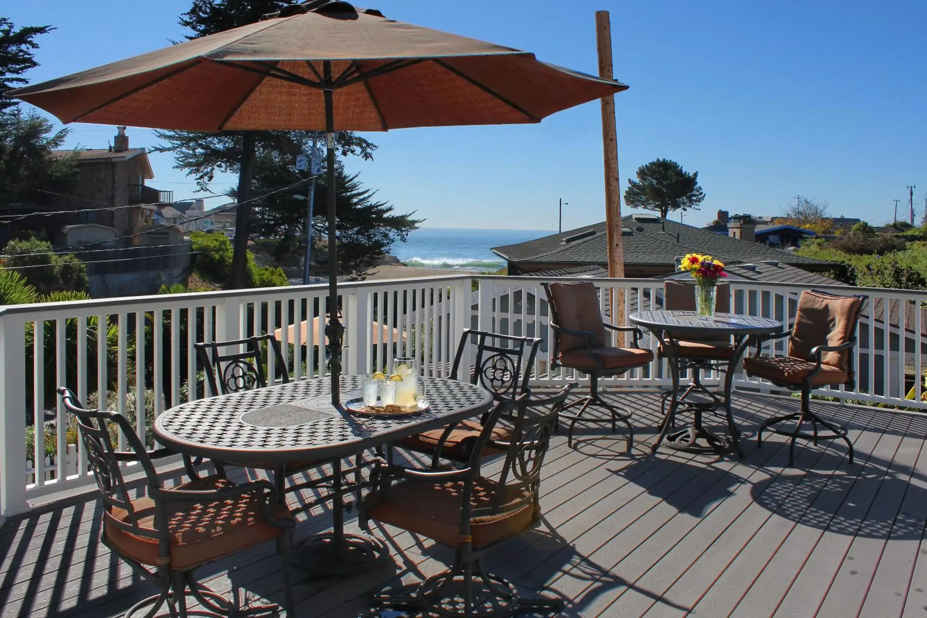 View (from property/room), Restaurant/Places to Eat in Ocean Echo Inn & Beach Cottages