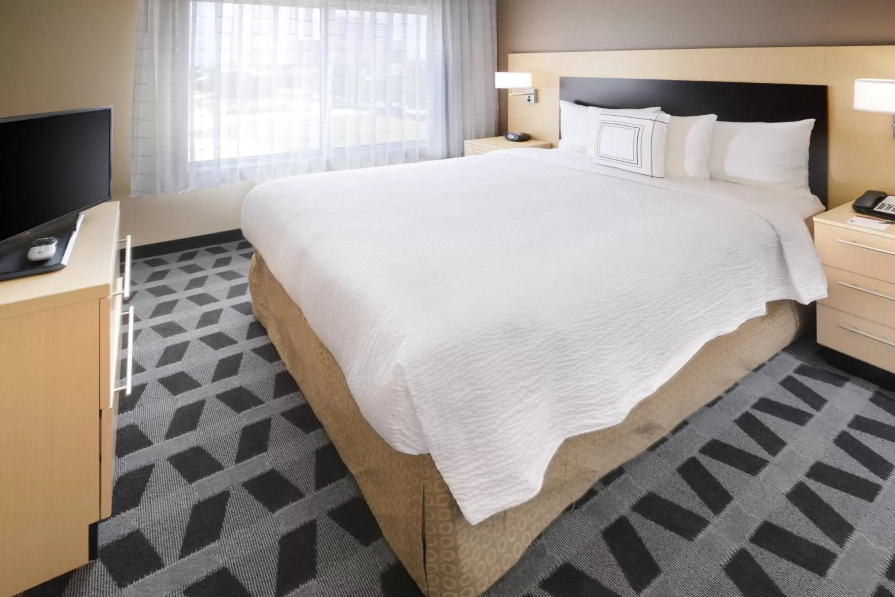 Bedroom, Bed in TownePlace Suites by Marriott Houston Westchase