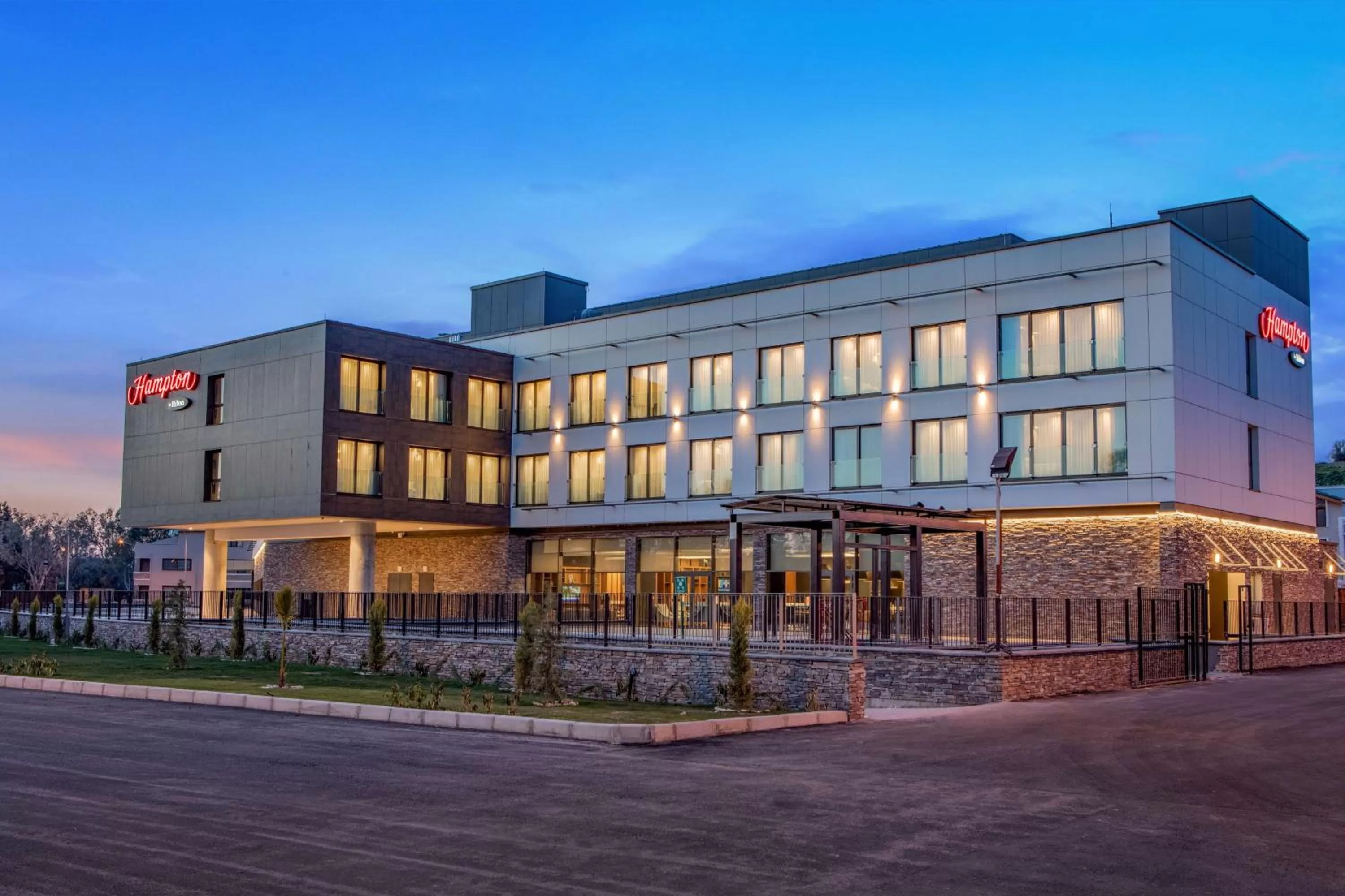 Property building in Hampton By Hilton Izmir Aliaga