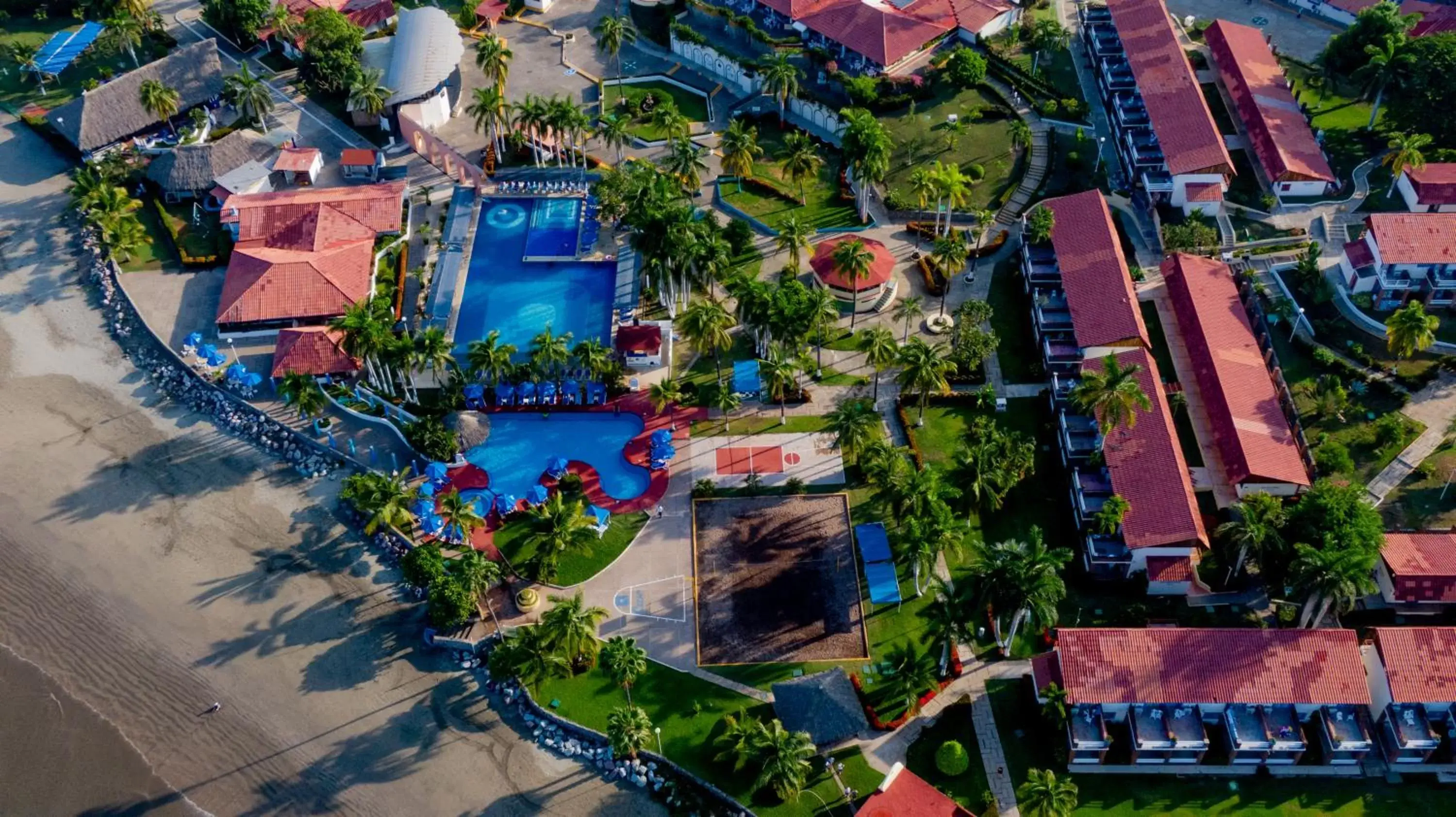 View (from property/room), Bird's-eye View in Qualton Club Ixtapa All Inclusive