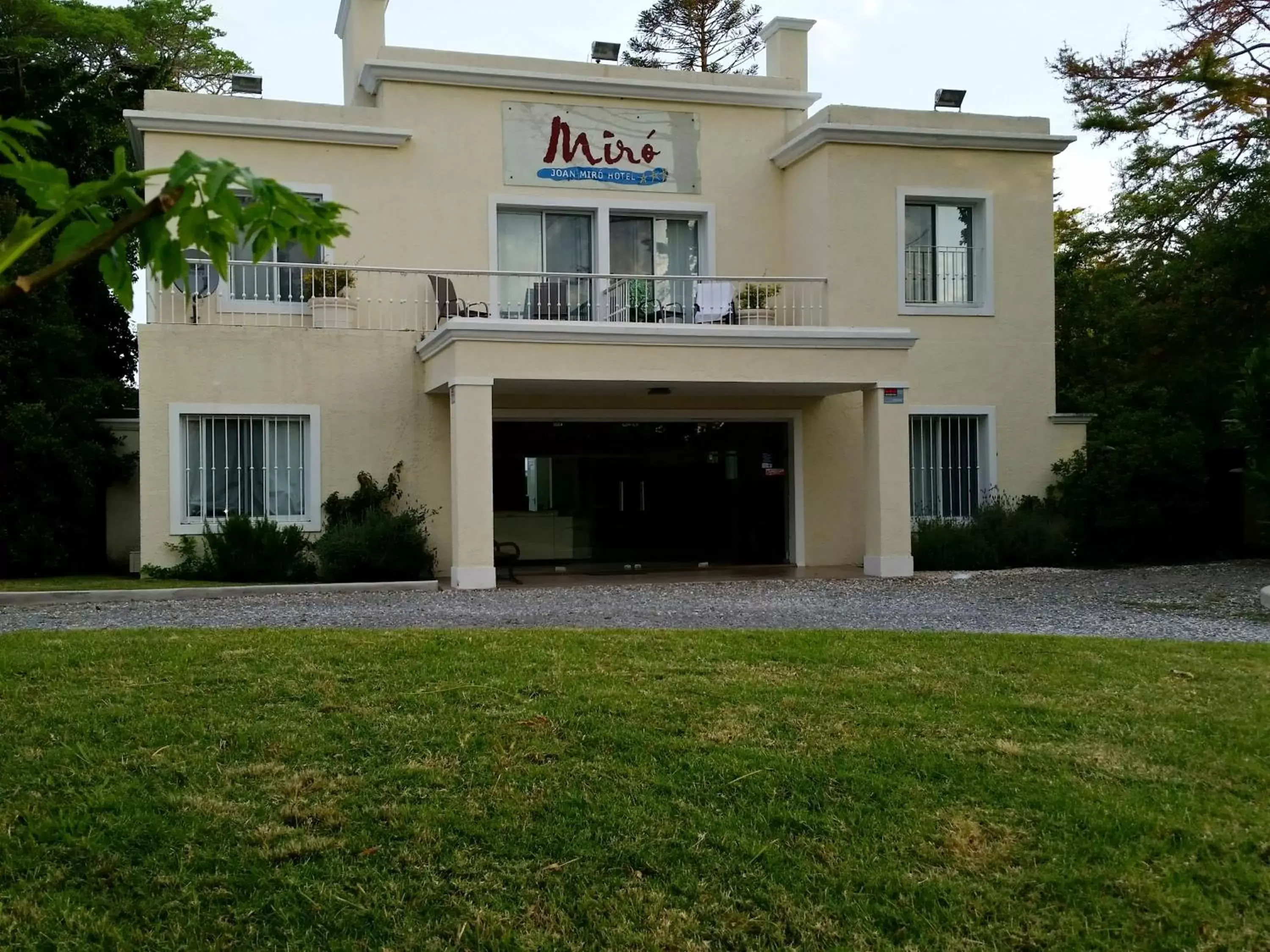 Facade/entrance, Property Building in Joan Miró Hotel