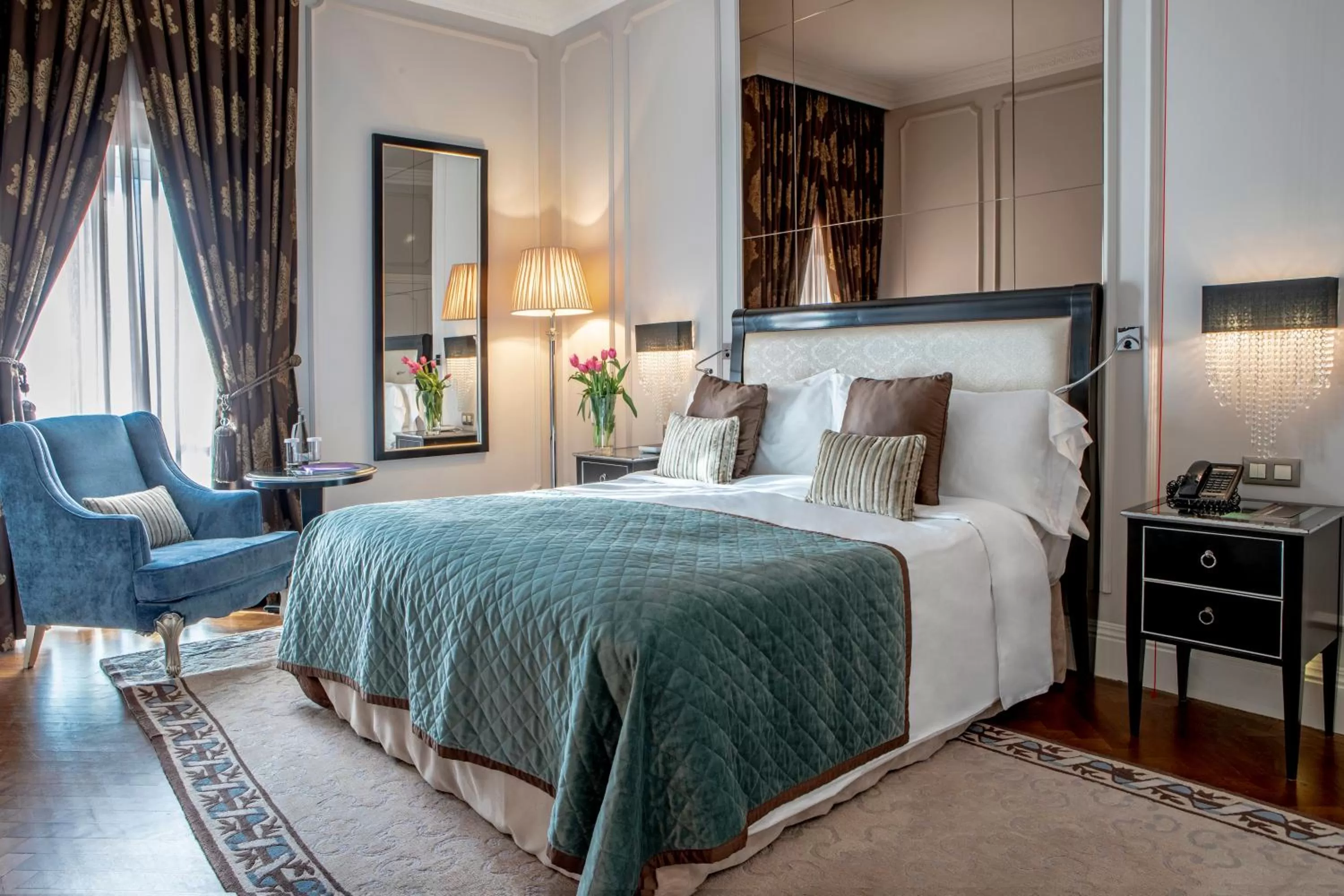 Photo of the whole room, Bed in InterContinental Porto - Palacio das Cardosas by IHG