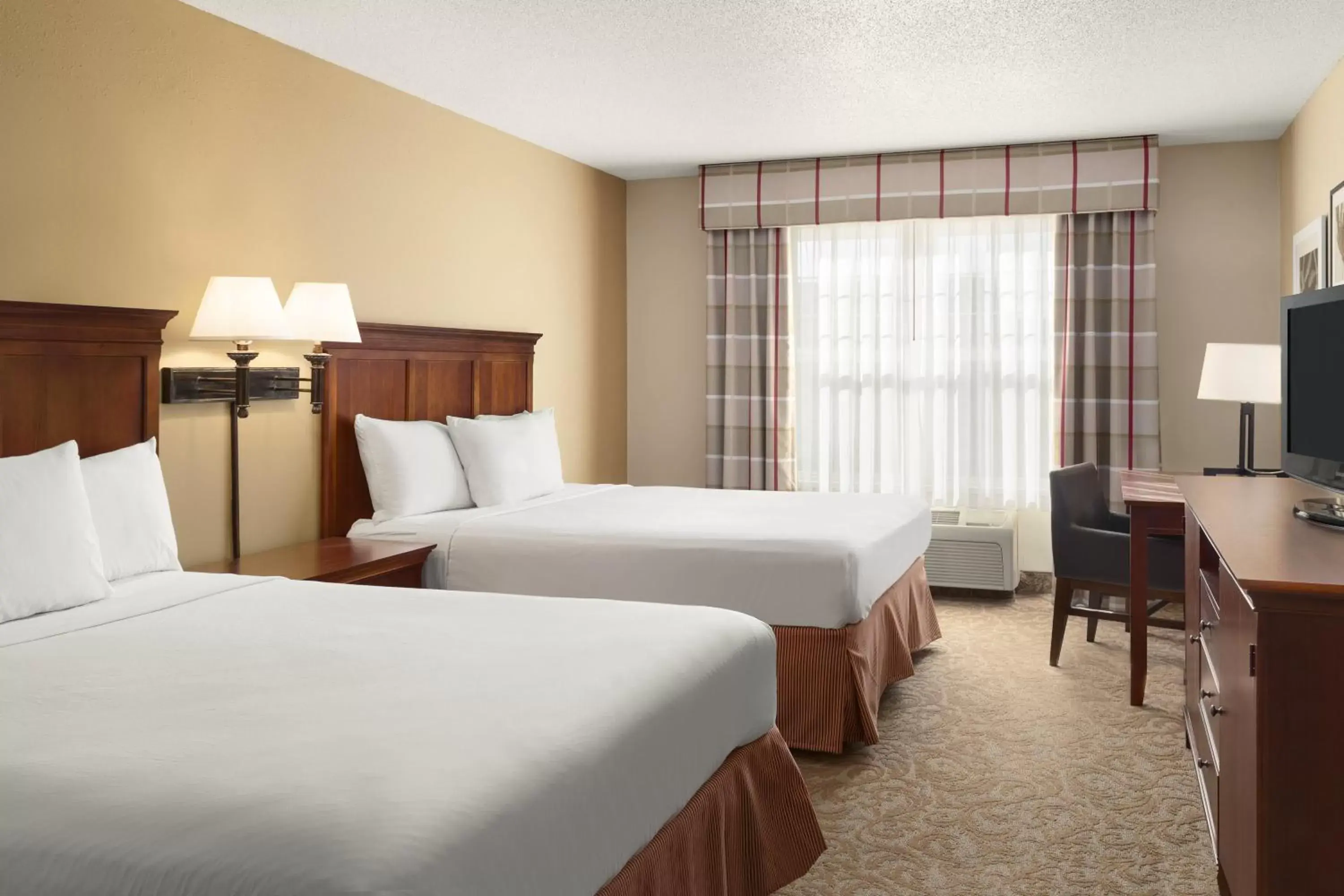 Photo of the whole room, Bed in Country Inn & Suites by Radisson, Fort Dodge, IA