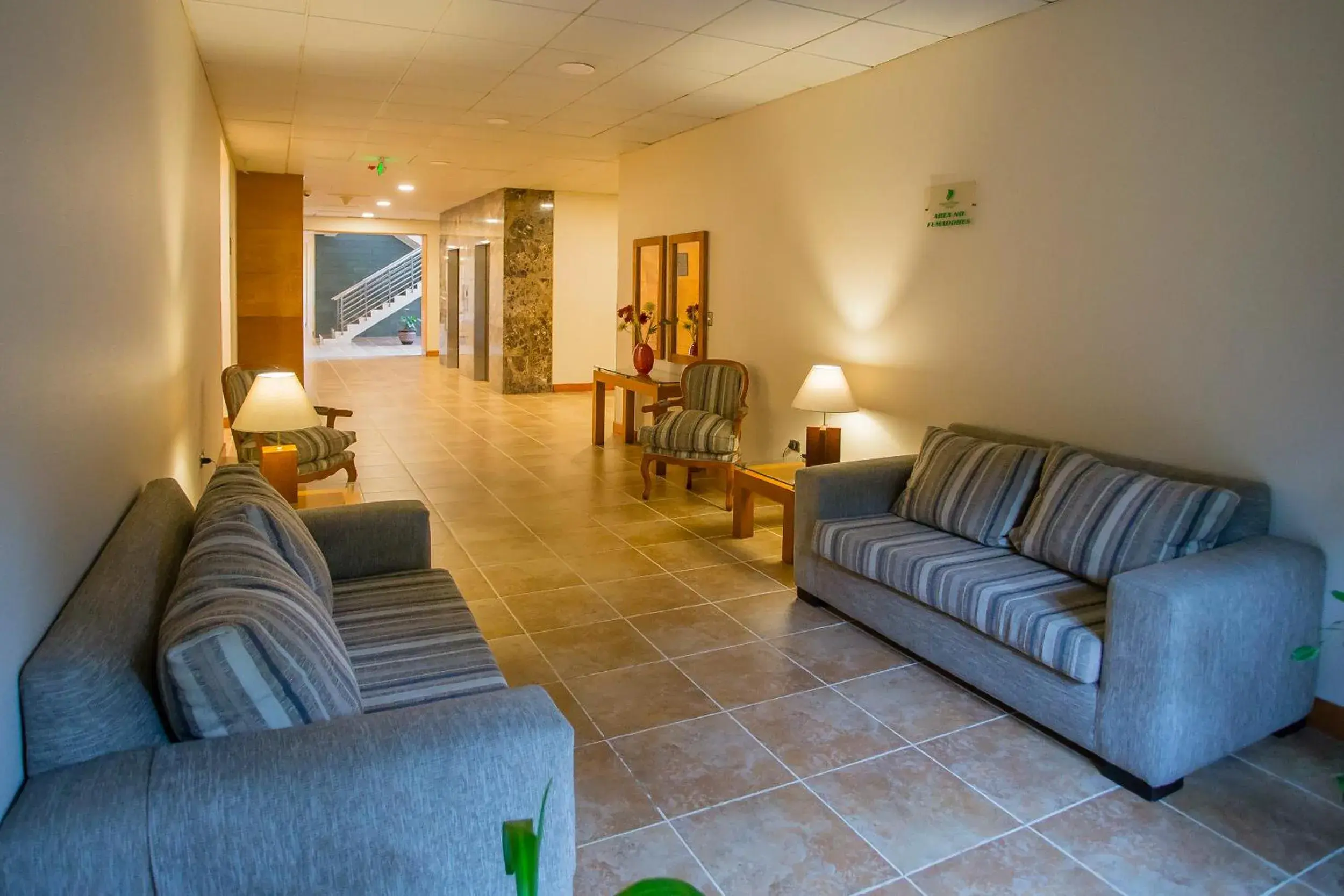 Living room, Seating Area in Hotel Diego de Almagro Puerto Montt