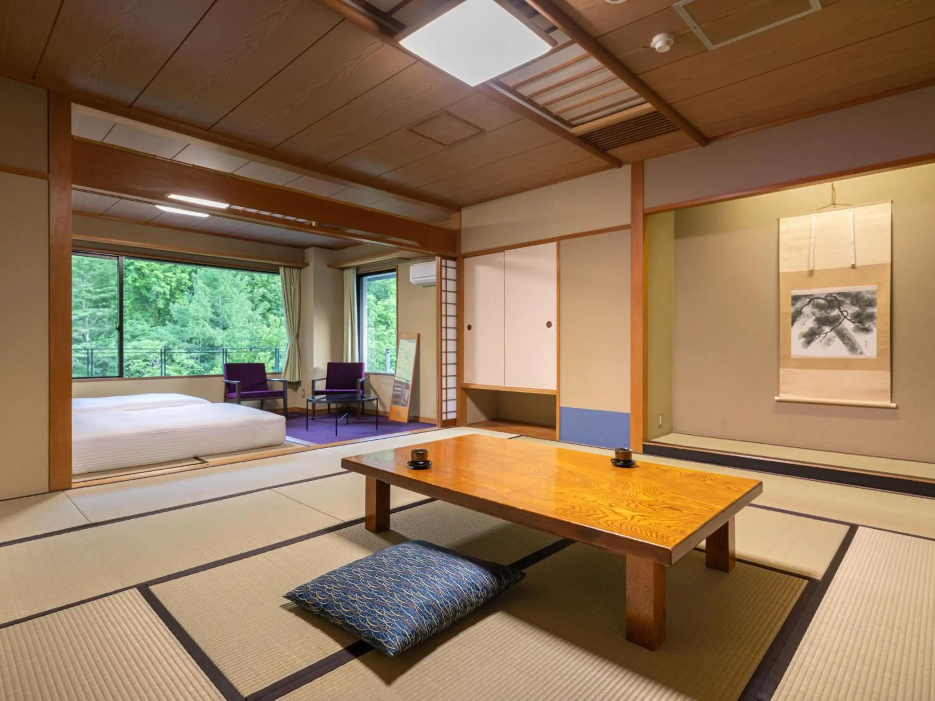 Photo of the whole room, Table Tennis in Kamenoi Hotel Nikko Yunishigawa