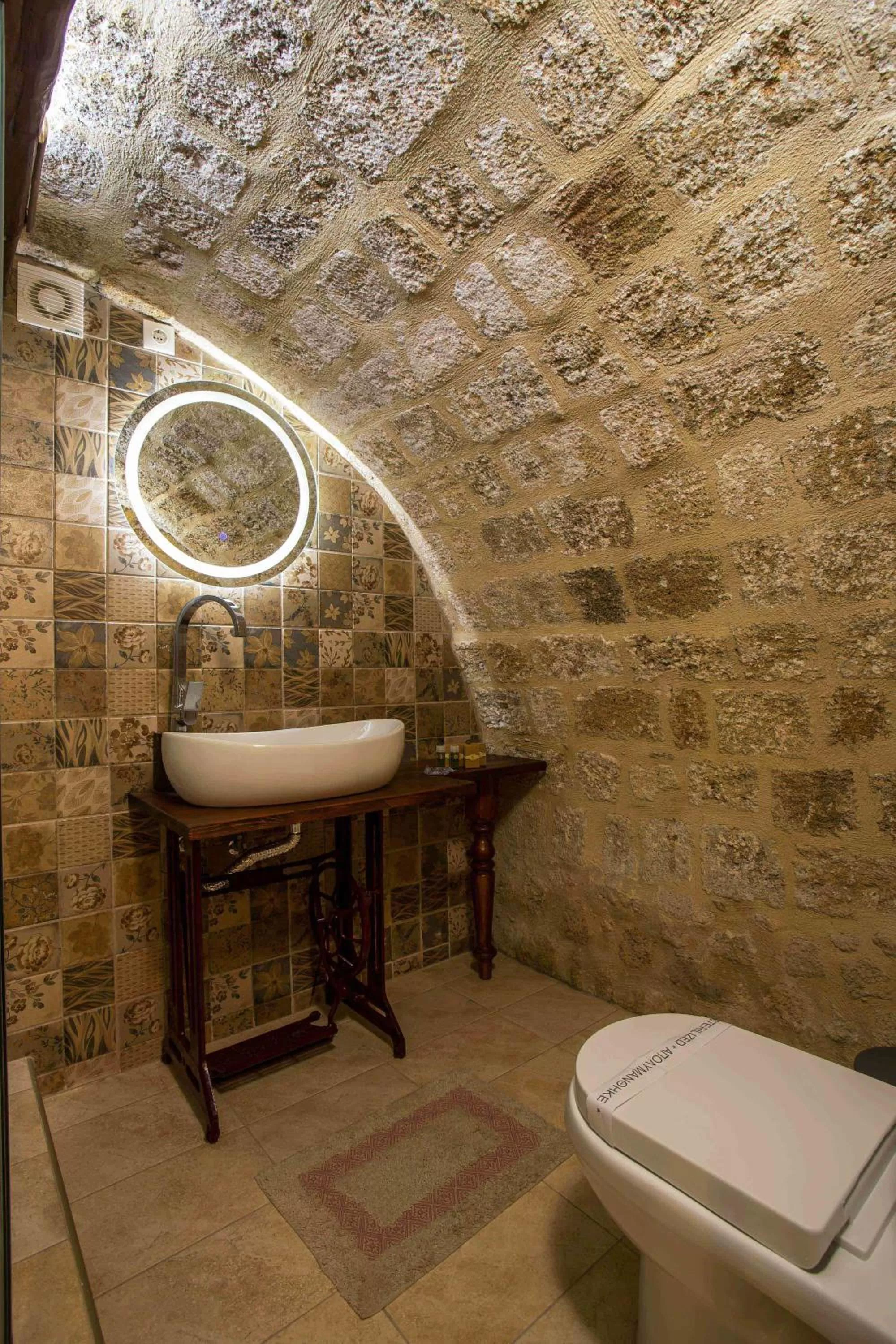 Double Room in Attiki Hotel