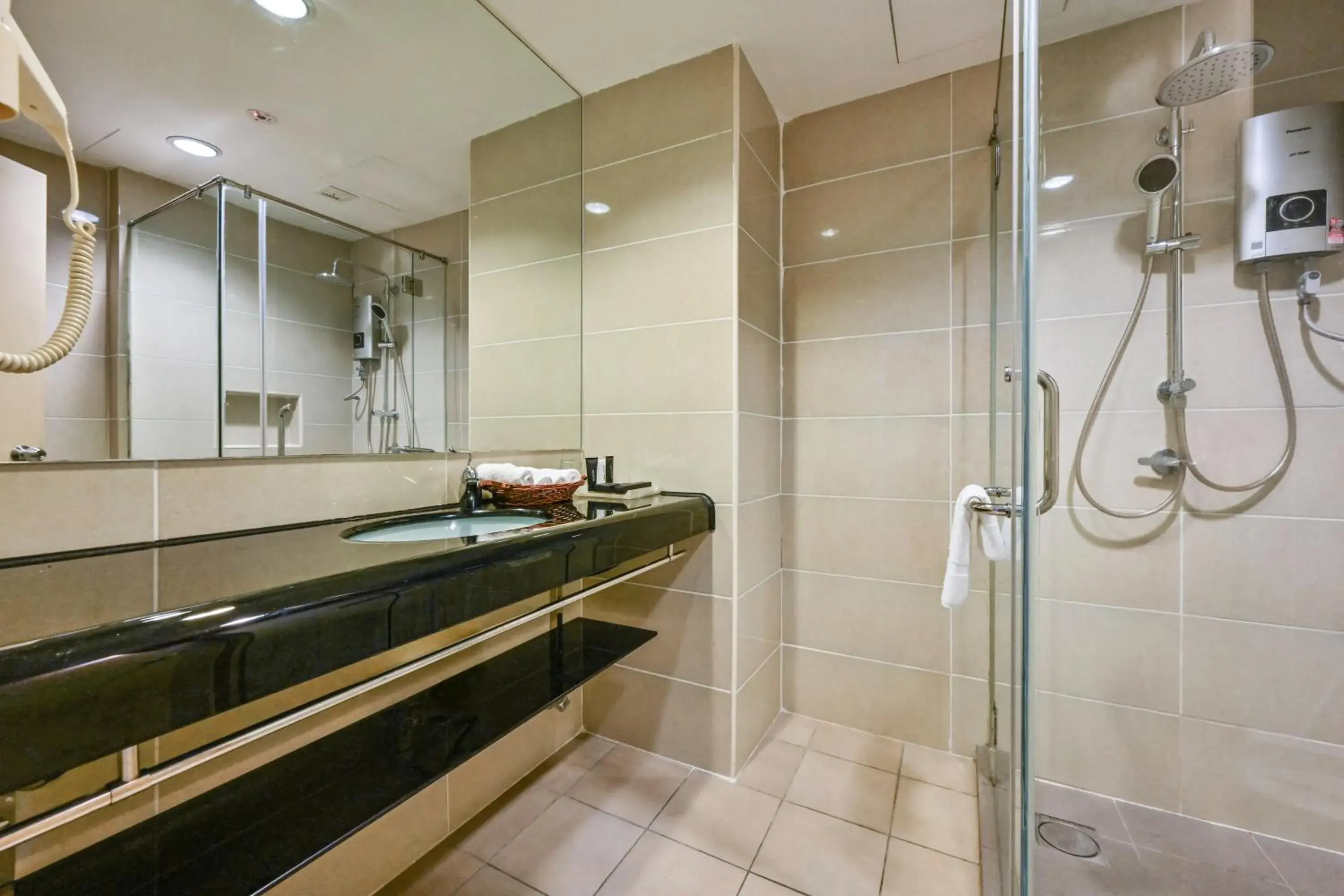 Bathroom in Hotel Pudu Plaza Kuala Lumpur