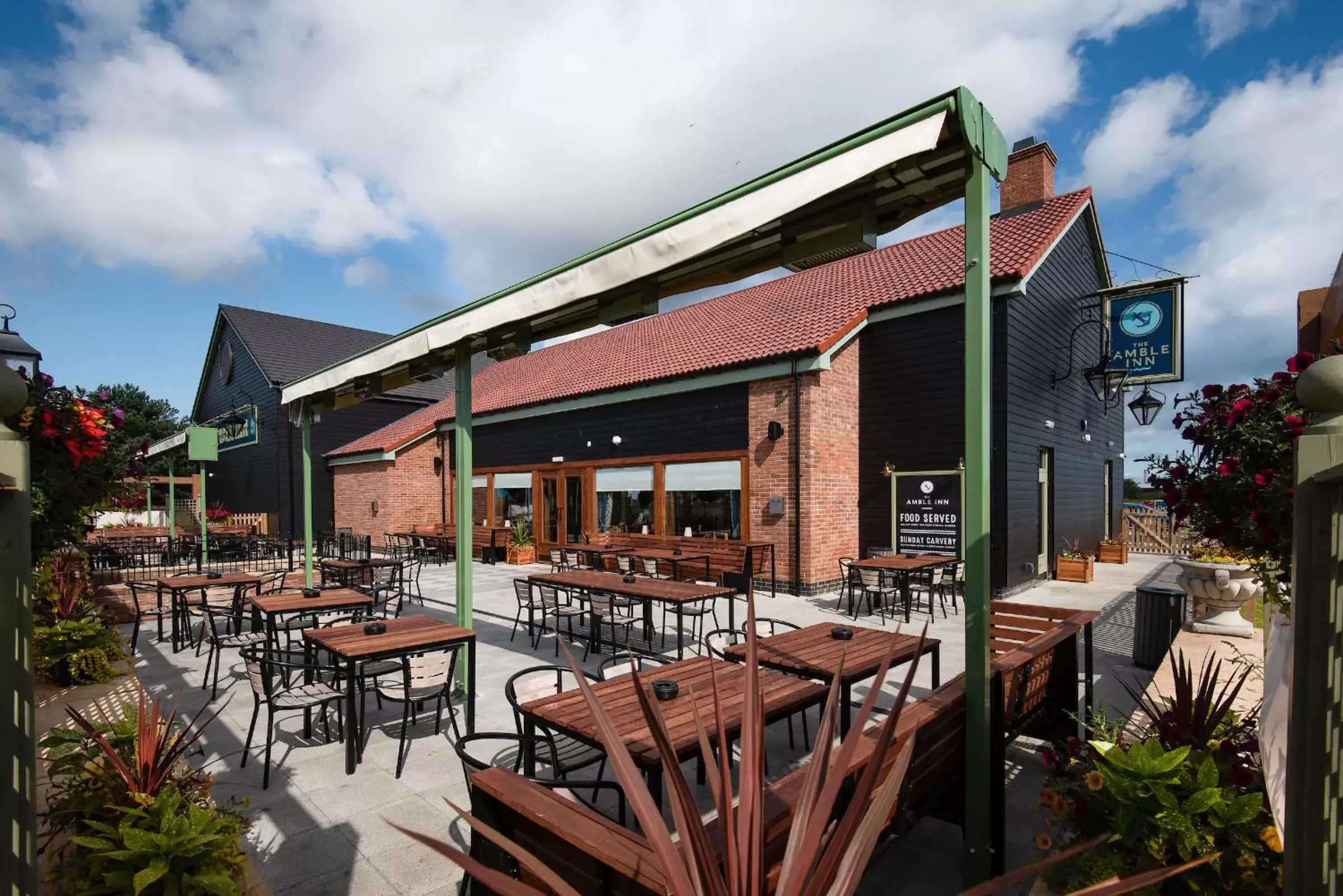 Property building, Restaurant/Places to Eat in The Amble Inn - The Inn Collection Group