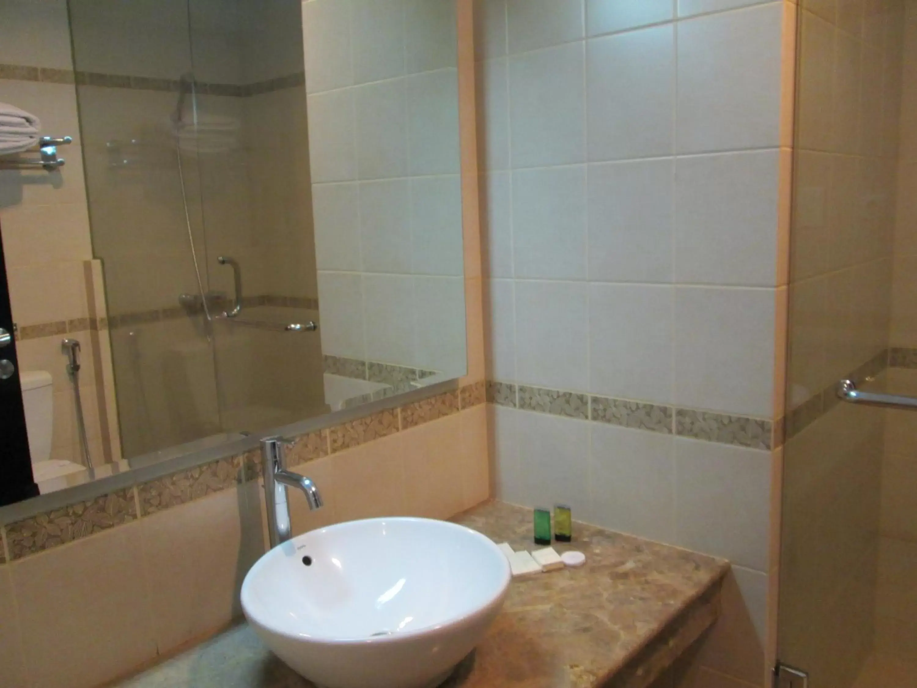 Bathroom in Grand Pasundan Convention Hotel