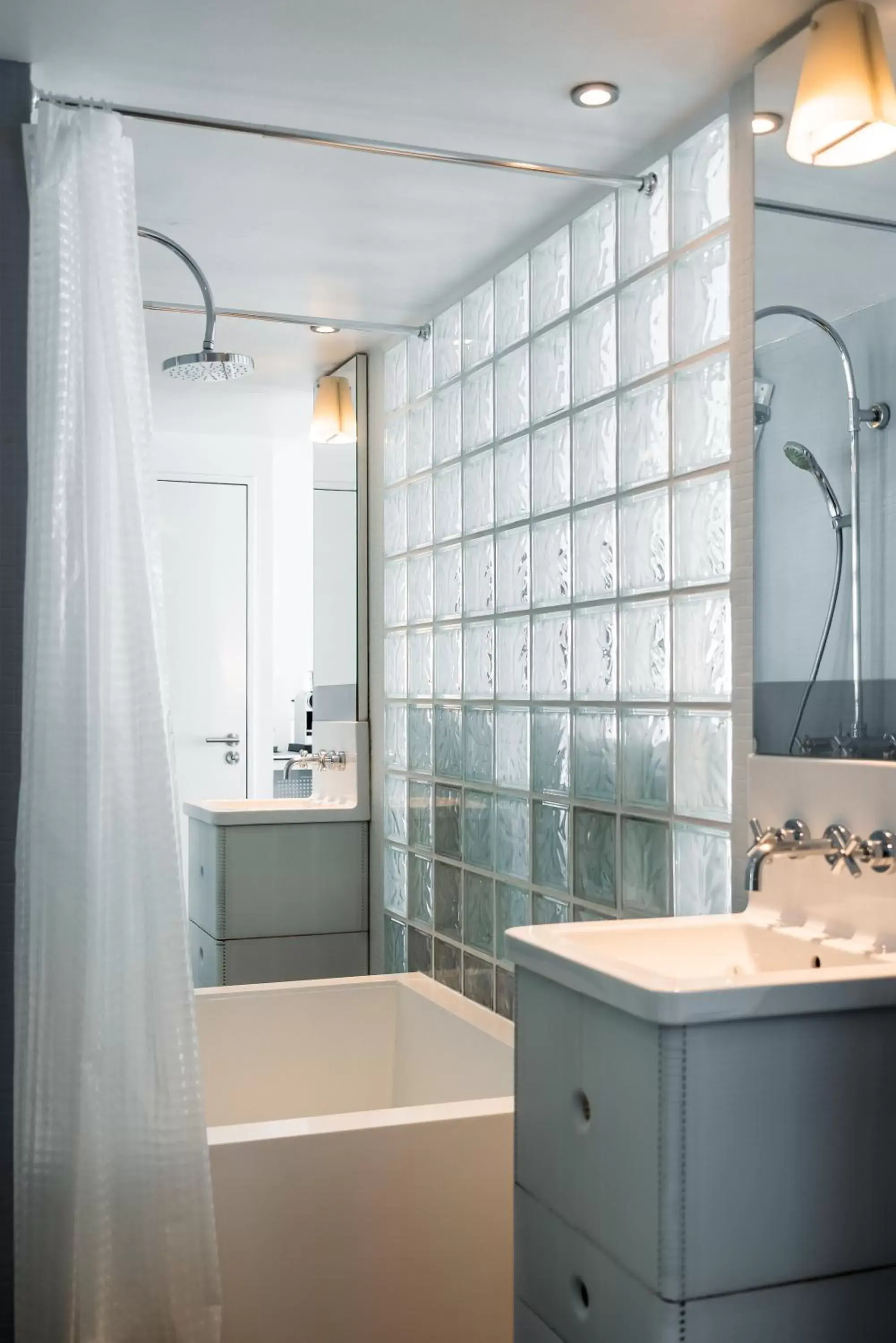 Shower, Bathroom in Kube Hotel Paris - Ice Bar