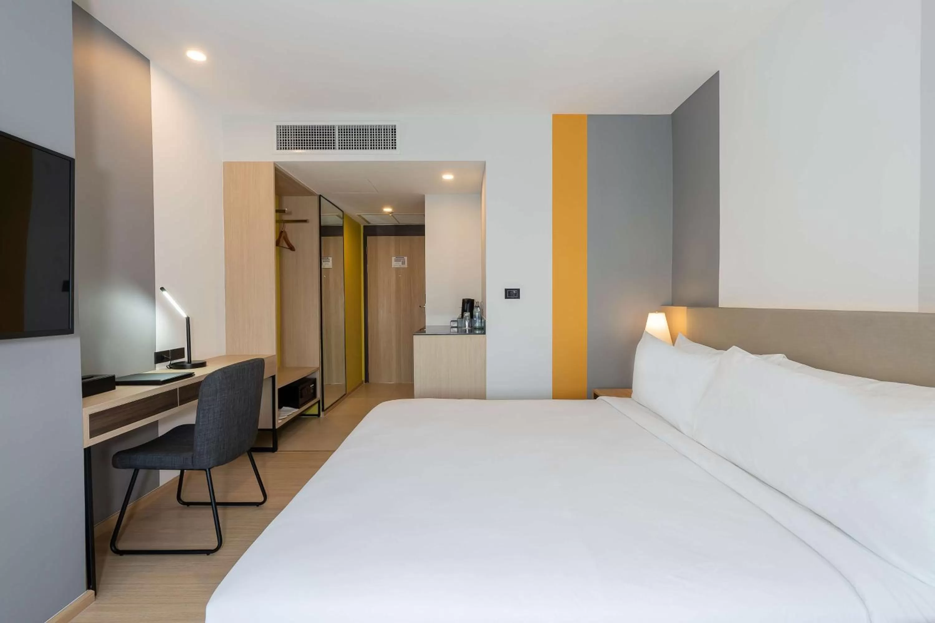 Bedroom, Bed in Best Western Nada Don Mueang Airport hotel