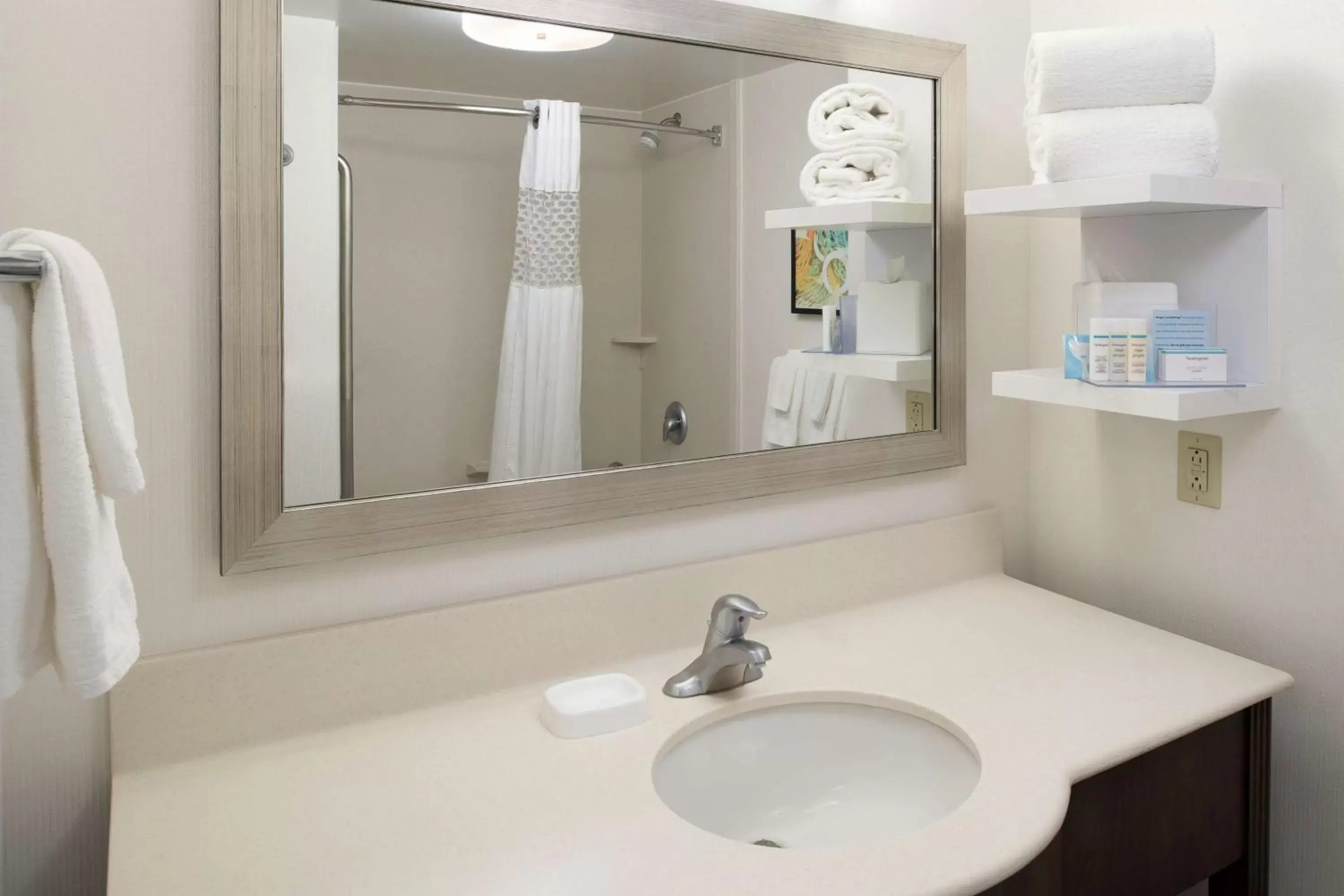 Bathroom in Hampton Inn & Suites by Hilton Dartmouth - Halifax