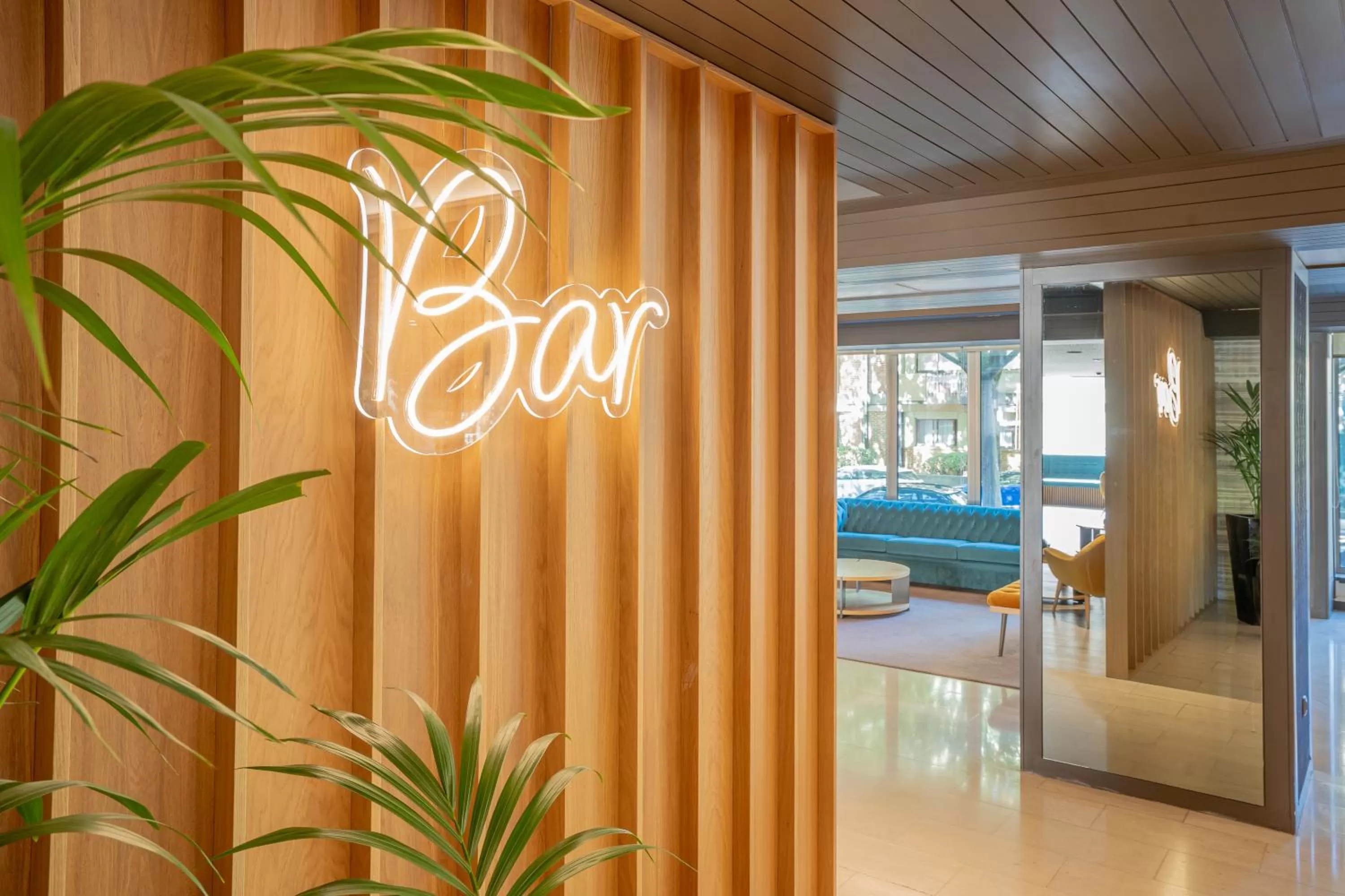 Restaurant/places to eat in HF Tuela Porto