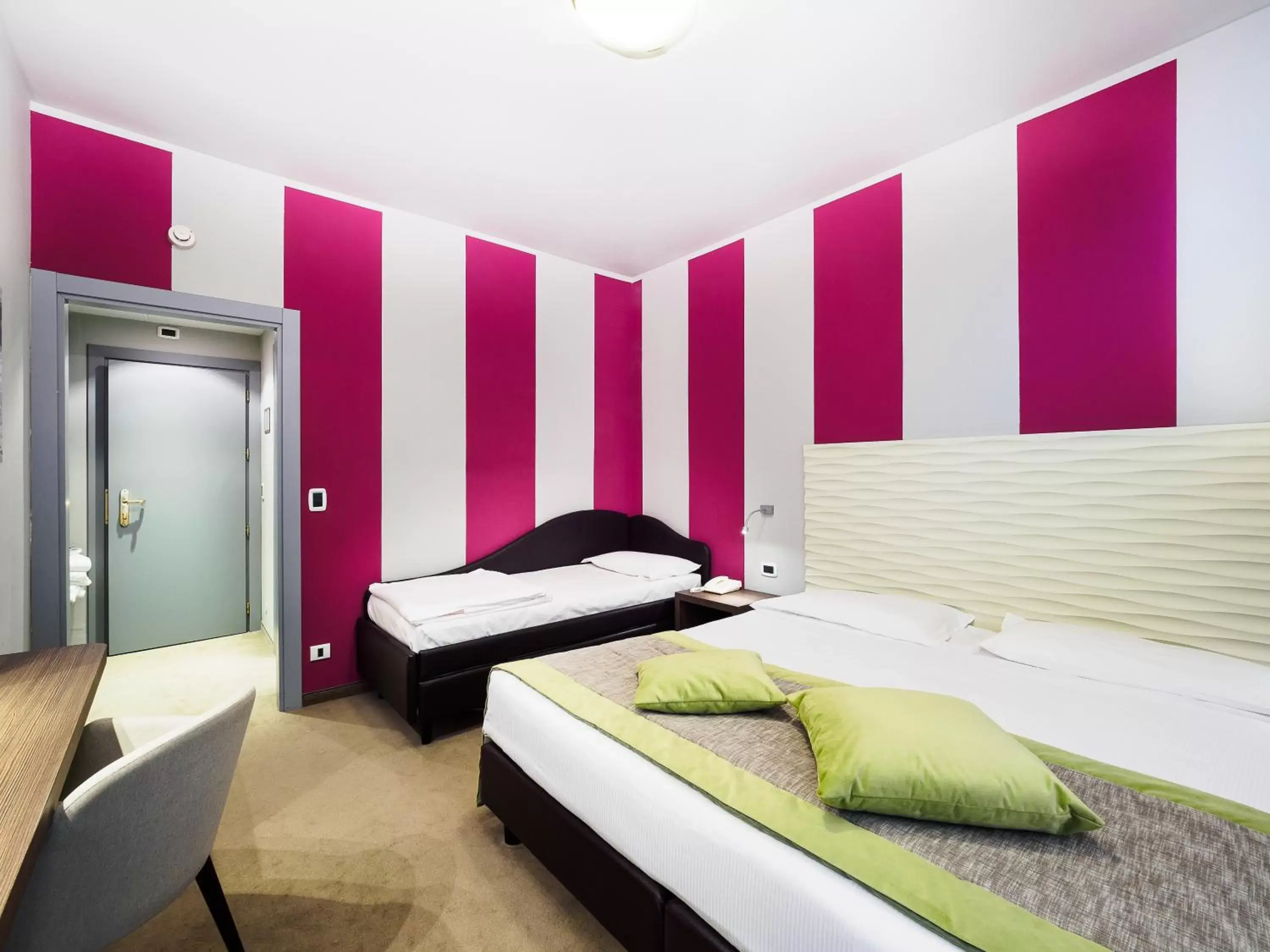 Bedroom, Room Photo in Cristallo Club