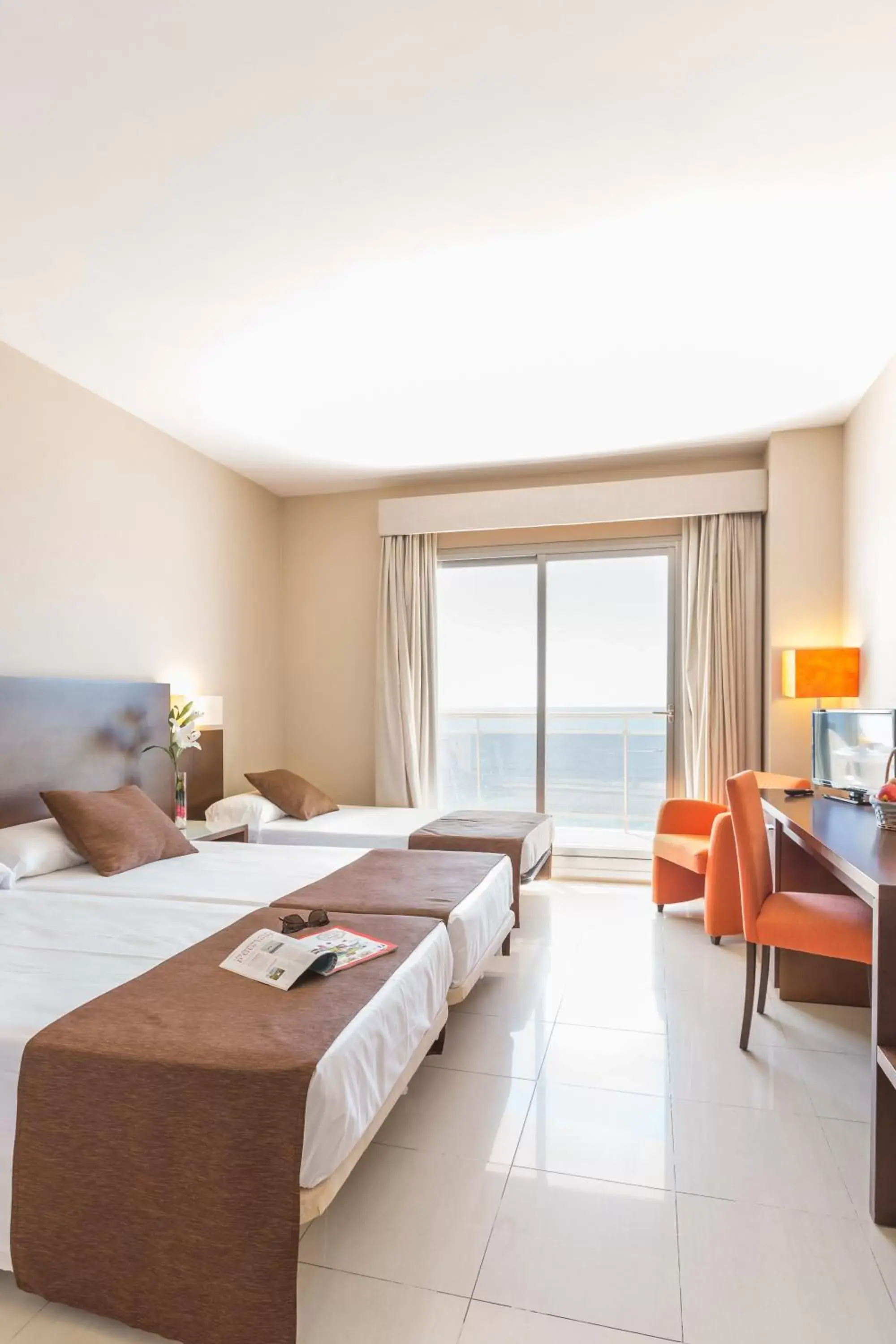 Bedroom in Hotel Bahía Calpe by Pierre & Vacances
