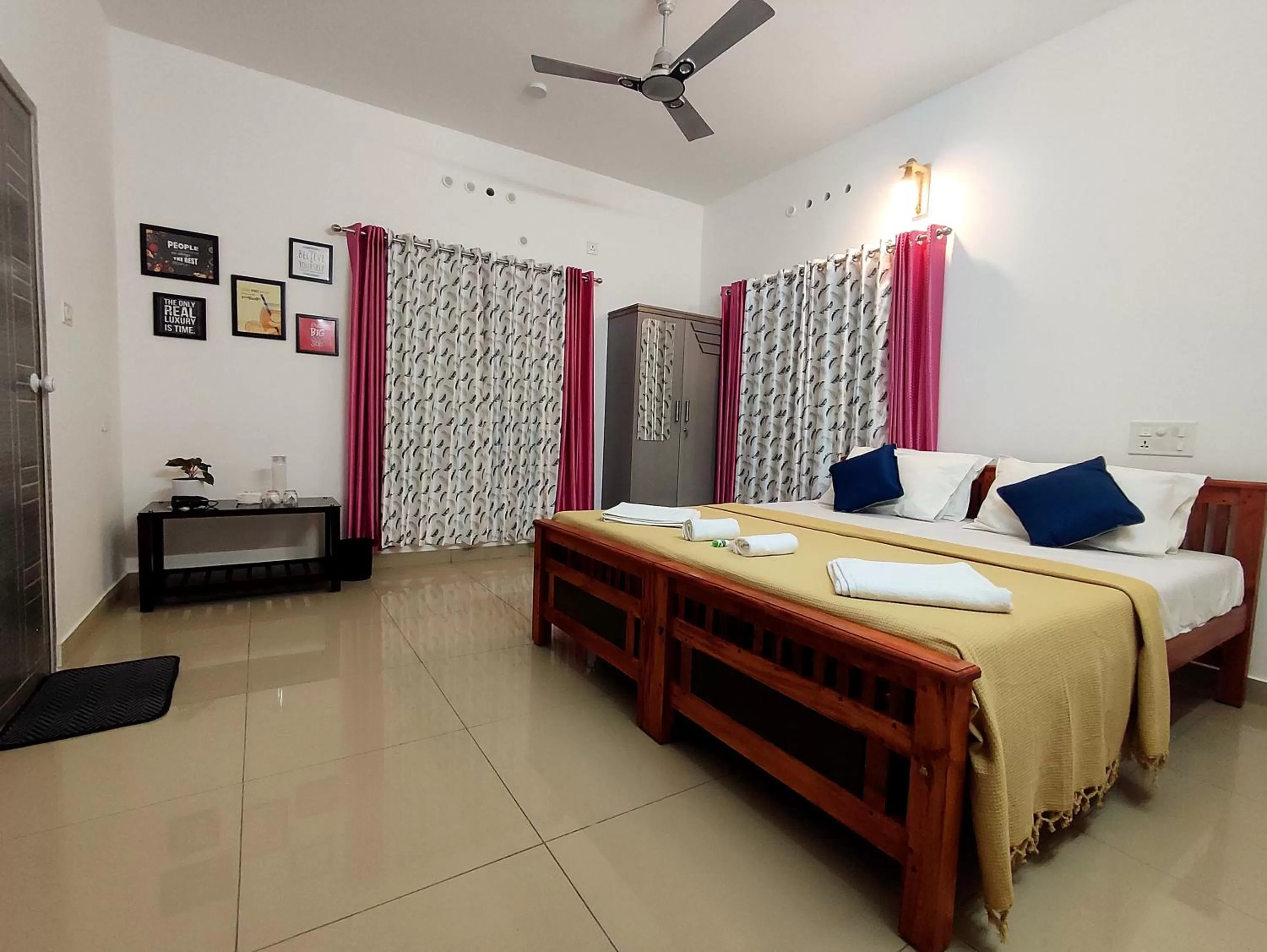 Bed in Happy Buddha S4