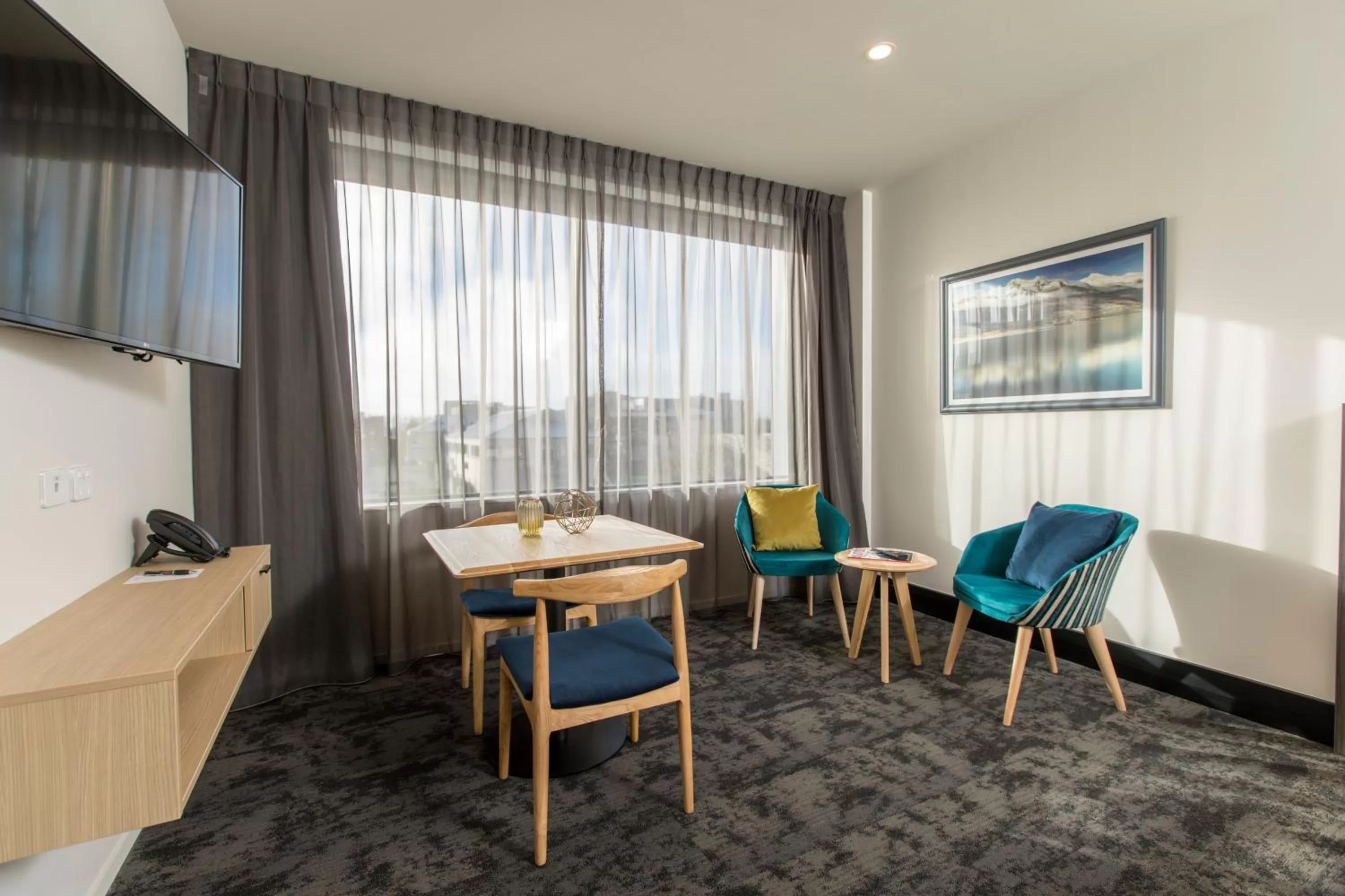 TV and multimedia in Quest on Manchester Serviced Apartments